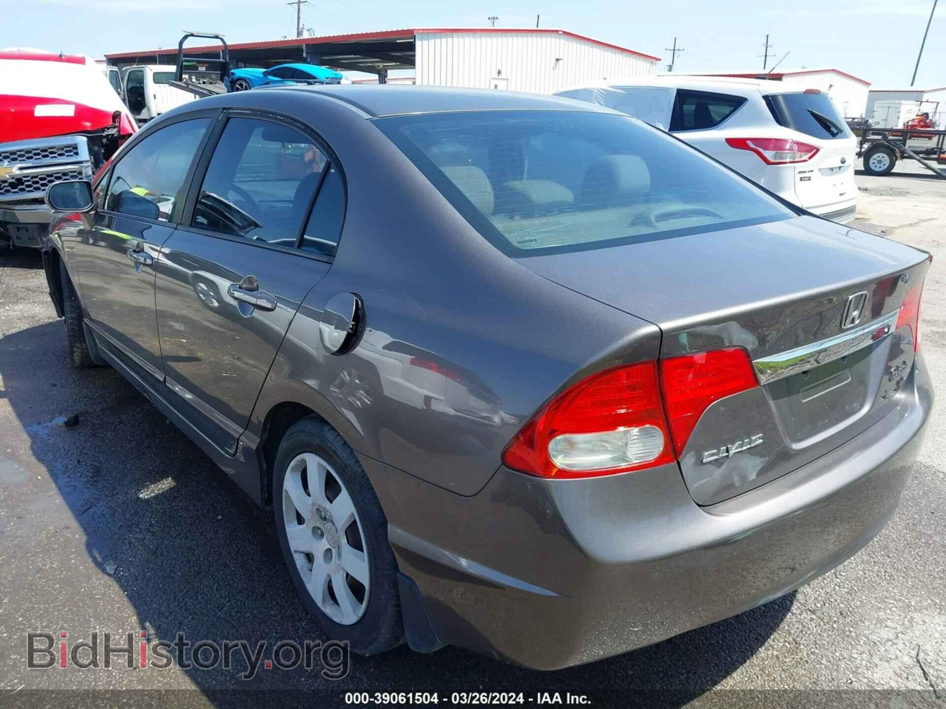 2011 HONDA CIVIC - VIN: 19XFA1F5XBE037907 - Фото 3