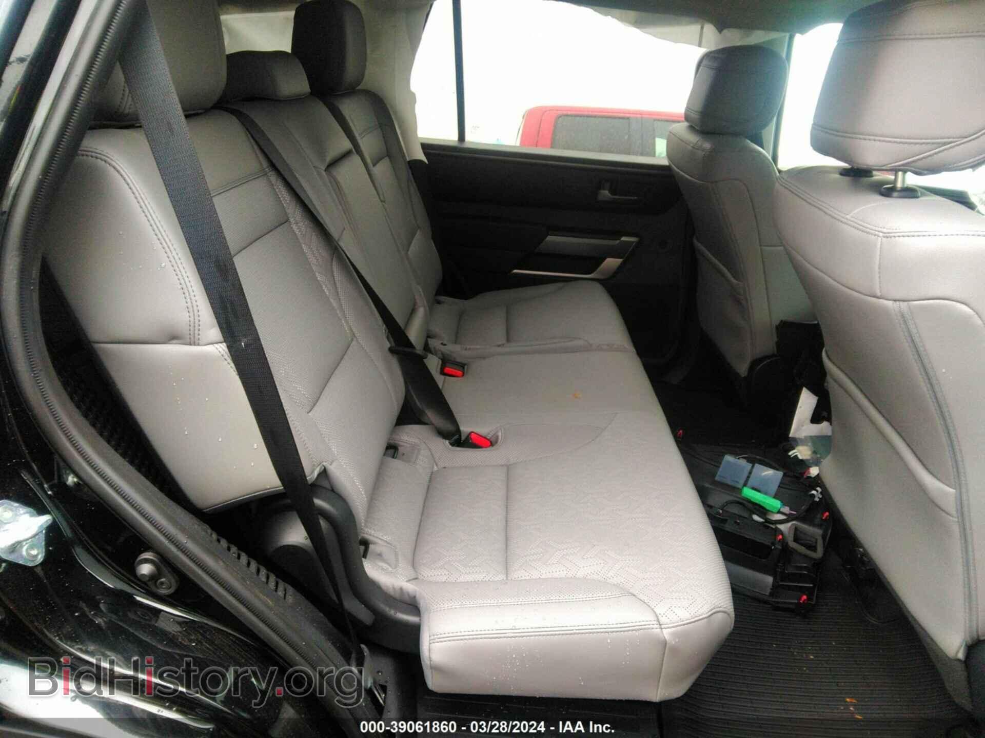 2024 TOYOTA SEQUOIA - VIN: 7SVAAABA0RX028128 - Фото 8