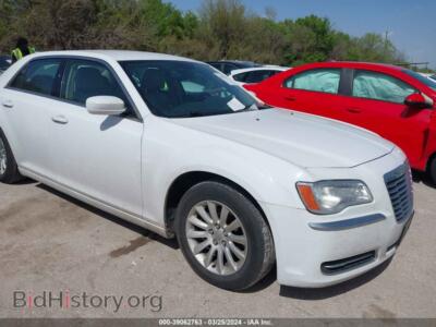 2014 Chrysler 300, белый — VIN 2C3CCAAG9EH120117, IAAI