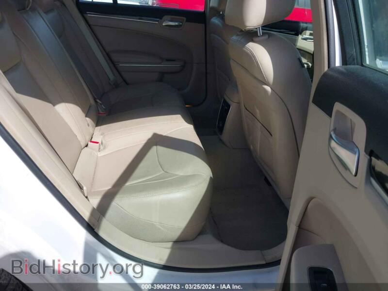 2014 Chrysler 300 (VIN 2C3CCAAG9EH120117) — фото 8 из 11