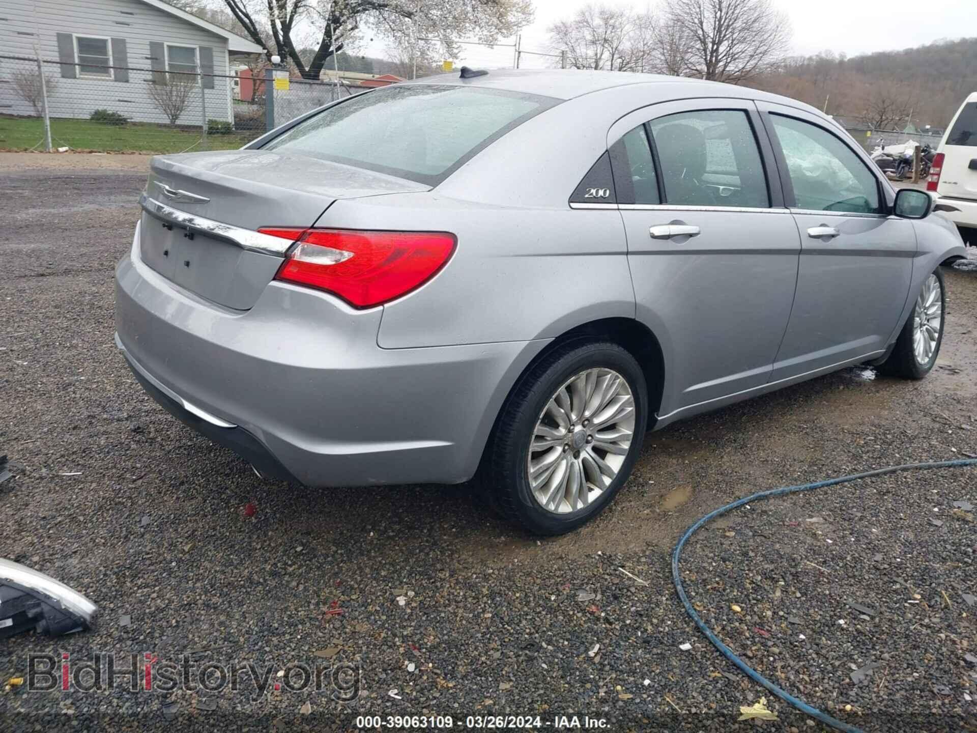 2013 CHRYSLER 200 - VIN: 1C3CCBCG0DN692542 - Фото 4