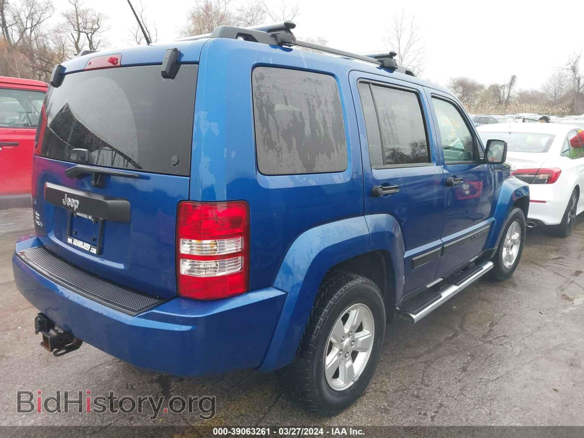 2010 JEEP LIBERTY - VIN: 1J4PN2GK3AW111461 - Фото 4