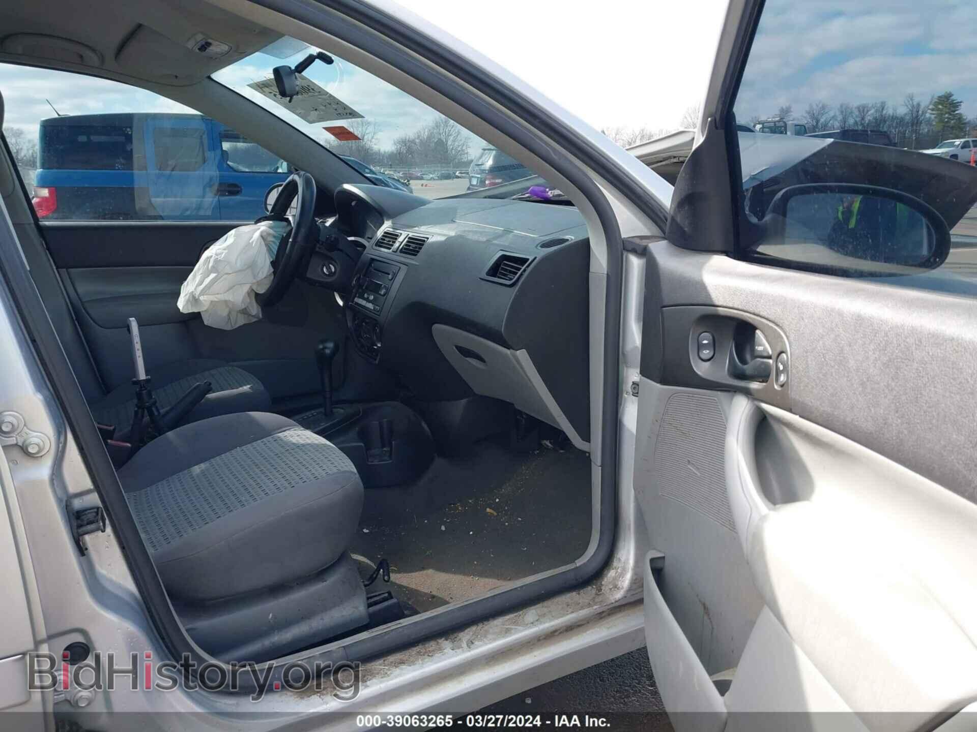 2006 FORD FOCUS - VIN: 1FAFP34N16W225147 - Фото 5