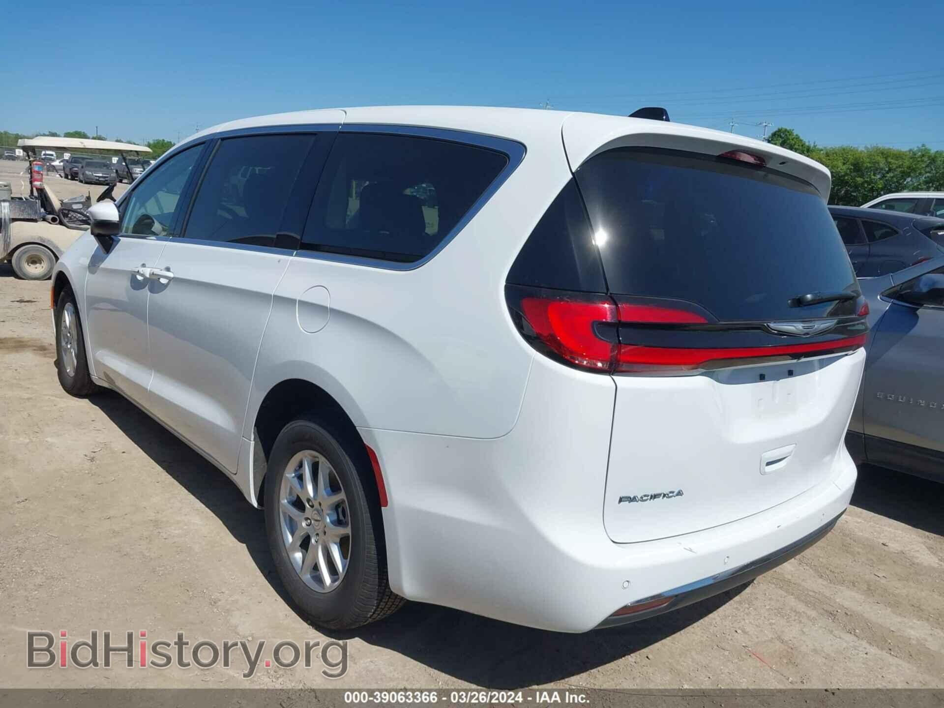2023 CHRYSLER PACIFICA - VIN: 2C4RC1BG1PR620855 - Фото 3