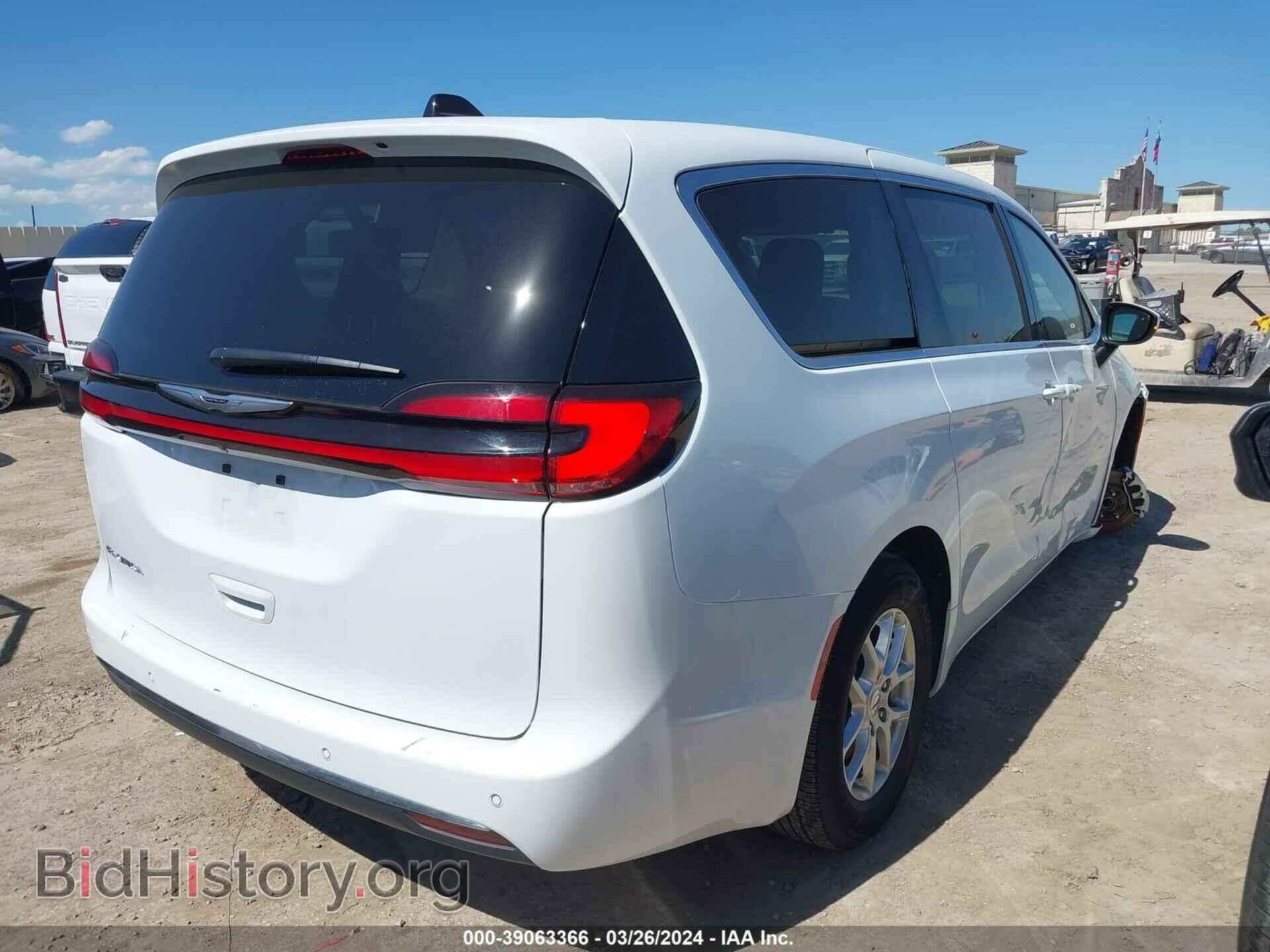 2023 CHRYSLER PACIFICA - VIN: 2C4RC1BG1PR620855 - Фото 4