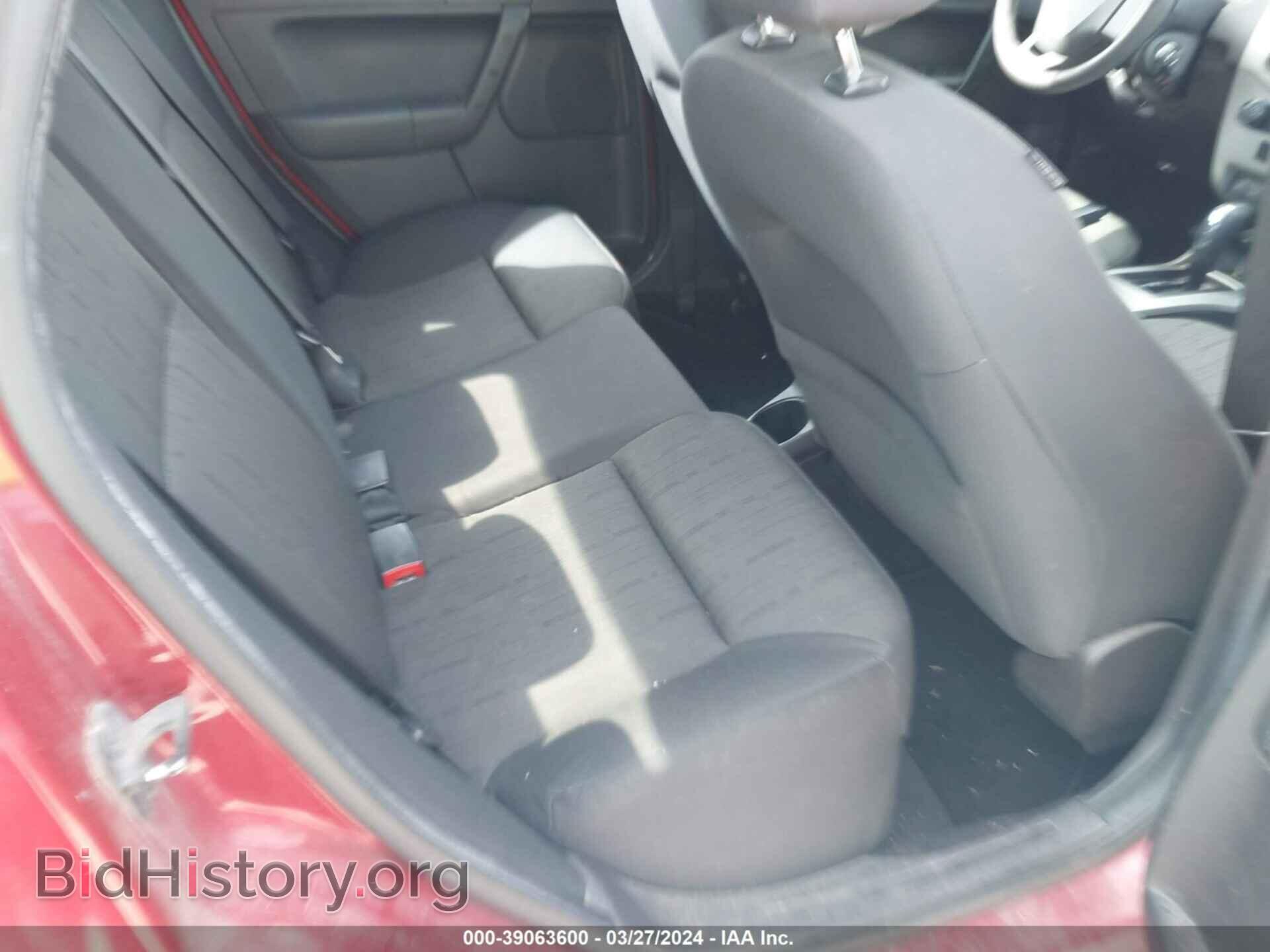 2011 FORD FOCUS - VIN: 1FAHP3FN4BW202042 - Photo 8
