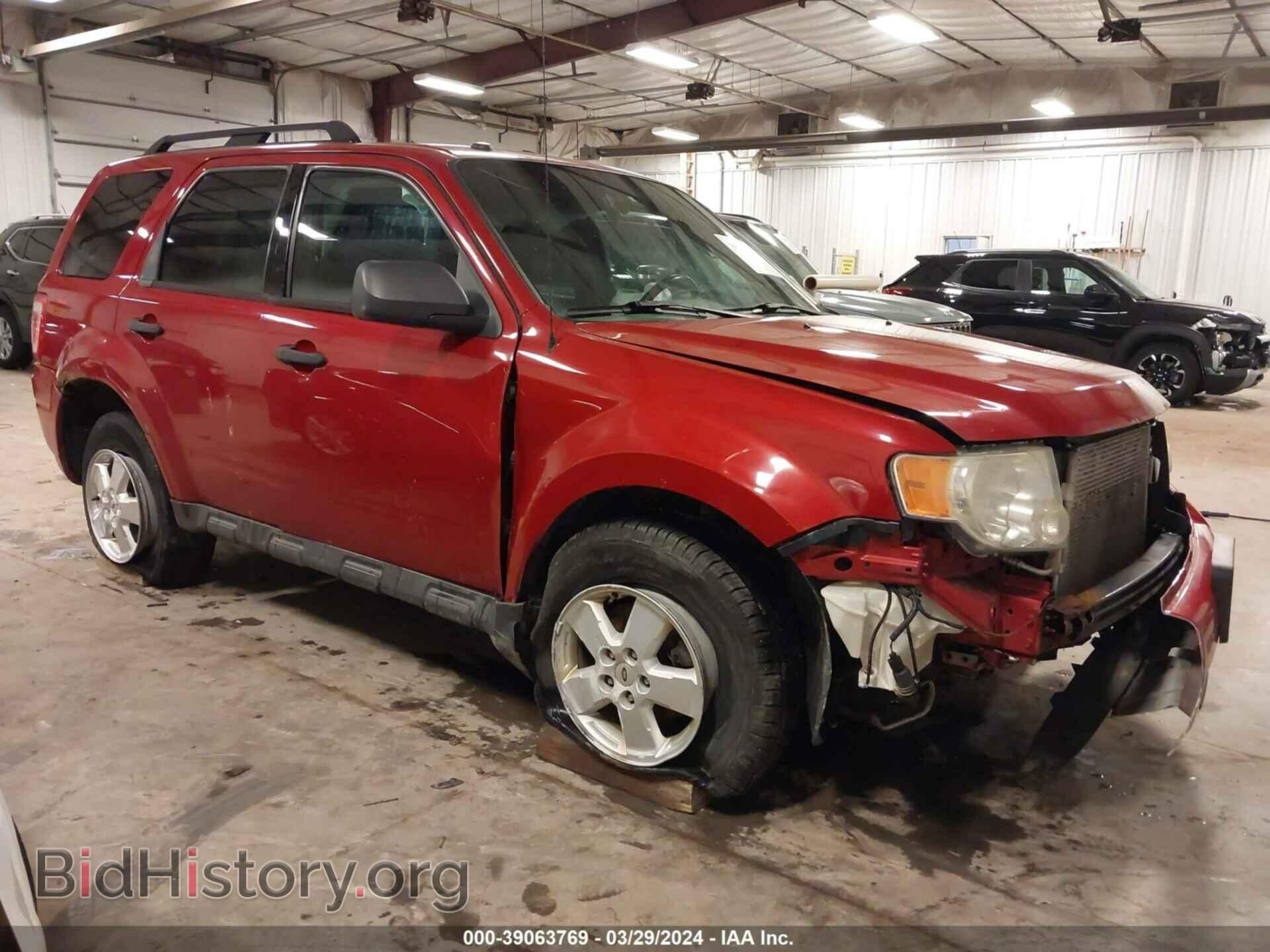 Photo 1FMCU0DG3AKC42453 - FORD ESCAPE 2010