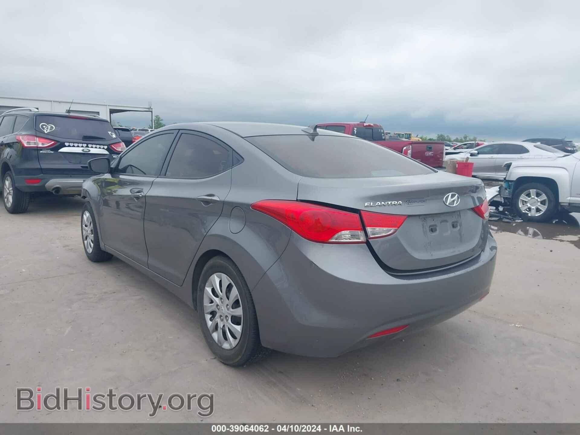 2012 HYUNDAI ELANTRA - VIN: 5NPDH4AE4CH090420 - Фото 3