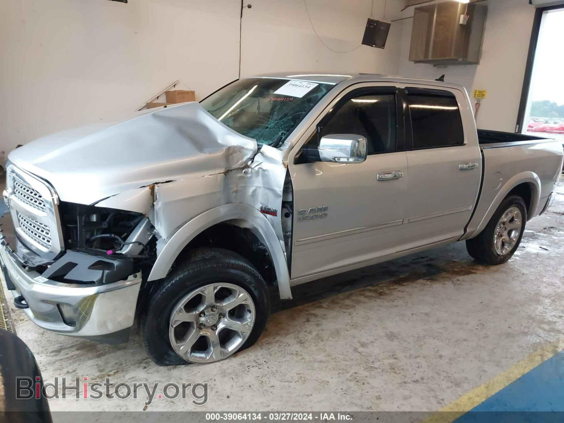 2016 RAM 1500 - VIN: 1C6RR7NT0GS317596 - Фото 2