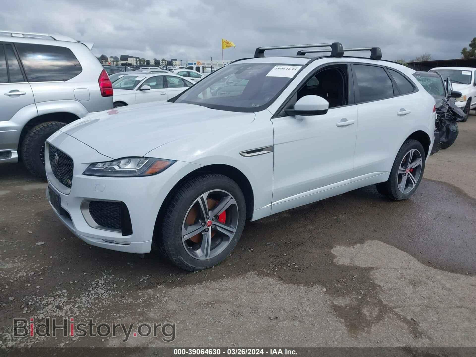 2017 JAGUAR F-PACE - VIN: SADCM2BV7HA889945 - Фото 2