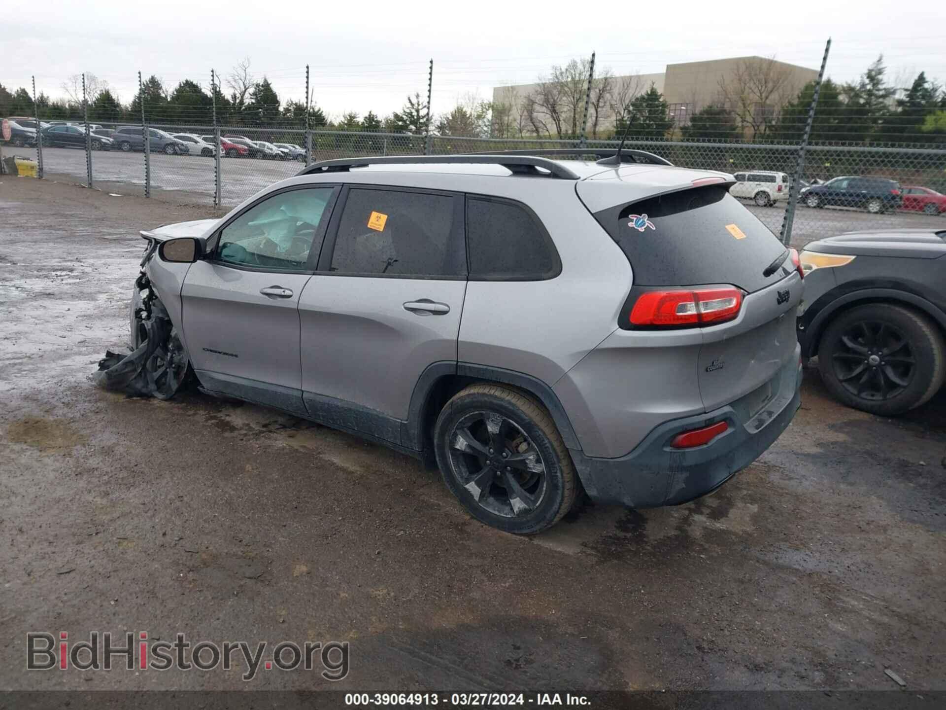 2018 JEEP CHEROKEE - VIN: 1C4PJLCB9JD510237 - Фото 3