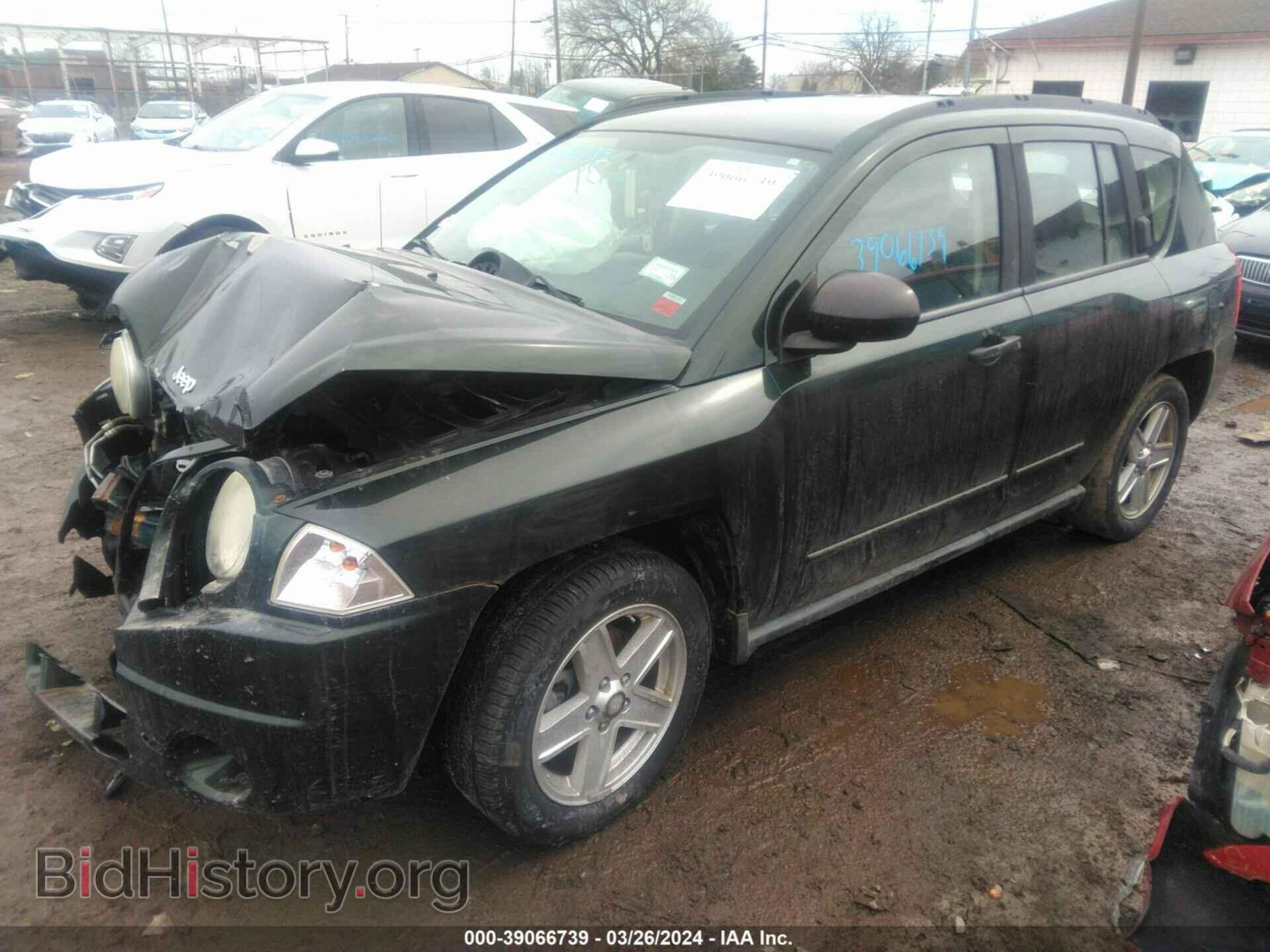 2010 JEEP COMPASS - VIN: 1J4NF4FB1AD581971 - Фото 2