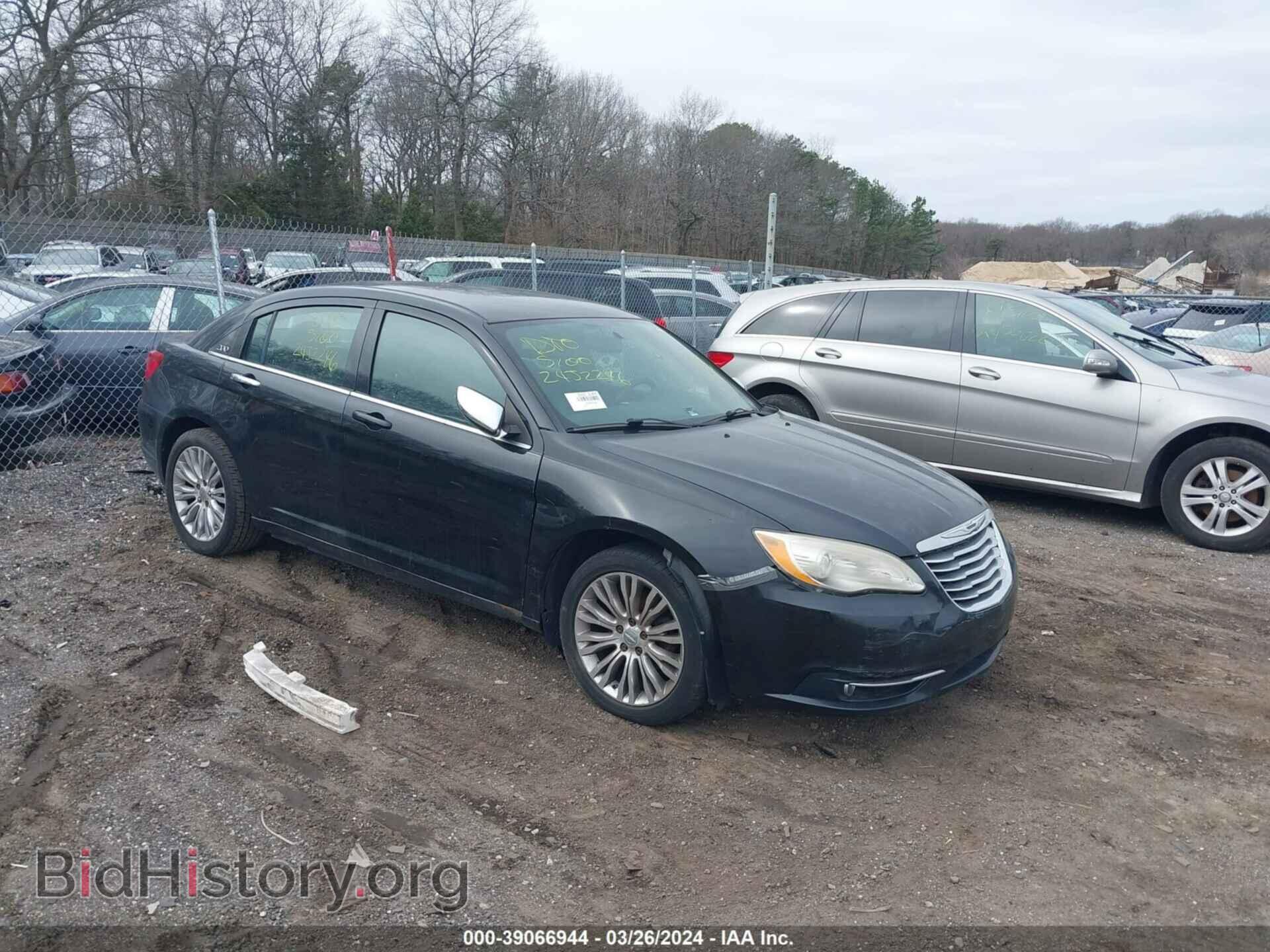 Photo 1C3BC2FGXBN516585 - CHRYSLER 200 2011