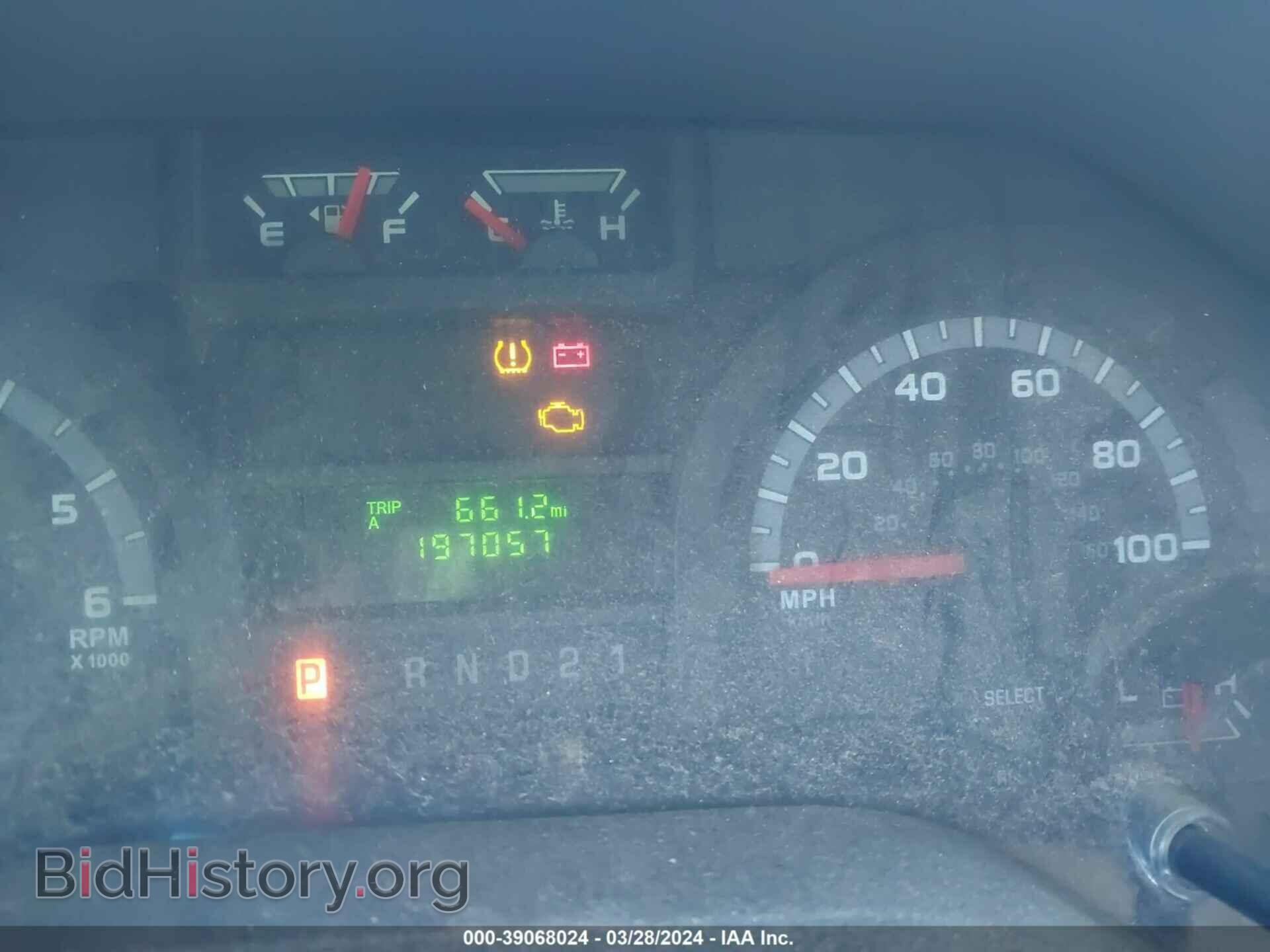 2010 FORD E-150 - VIN: 1FTNE1EW2ADA69292 - Фото 7