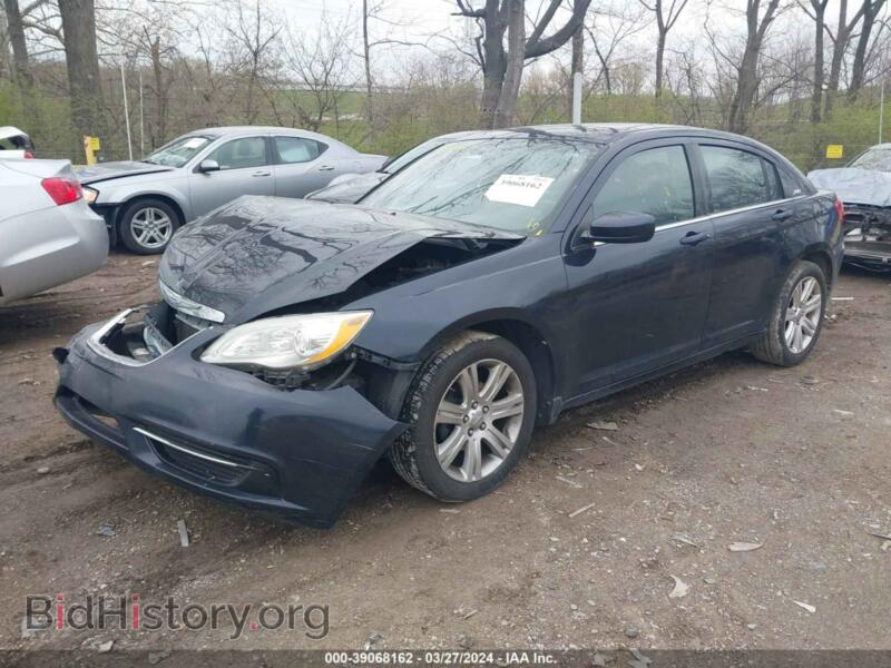 2011 Chrysler 200 (VIN 1C3BC1FB3BN569983) — фото 2 из 12