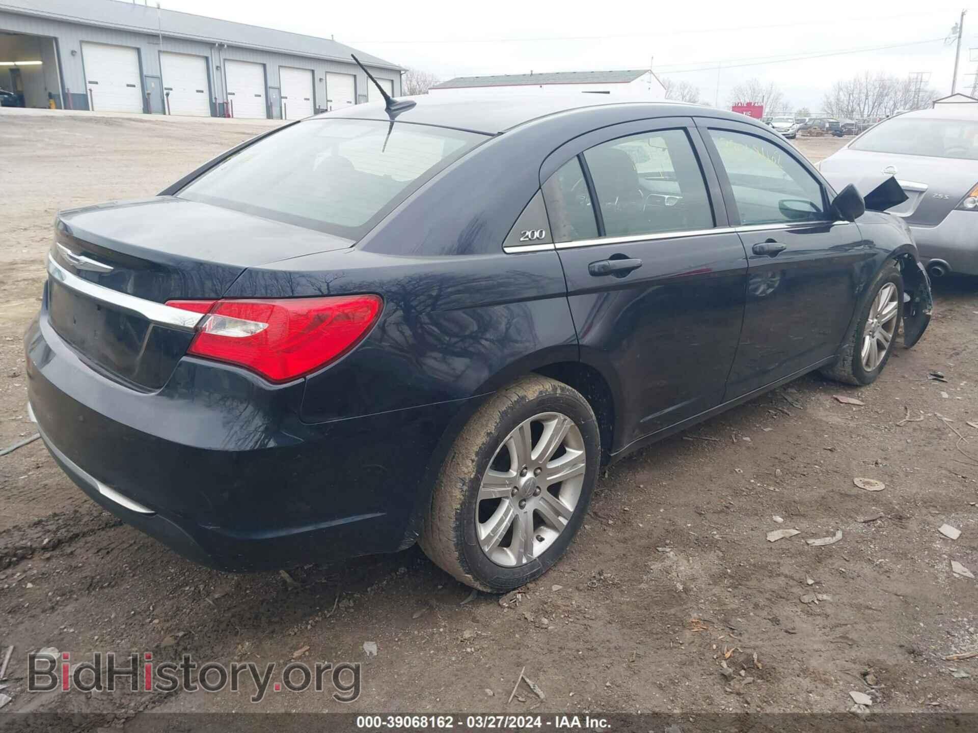 2011 CHRYSLER 200 - VIN: 1C3BC1FB3BN569983 - Фото 4