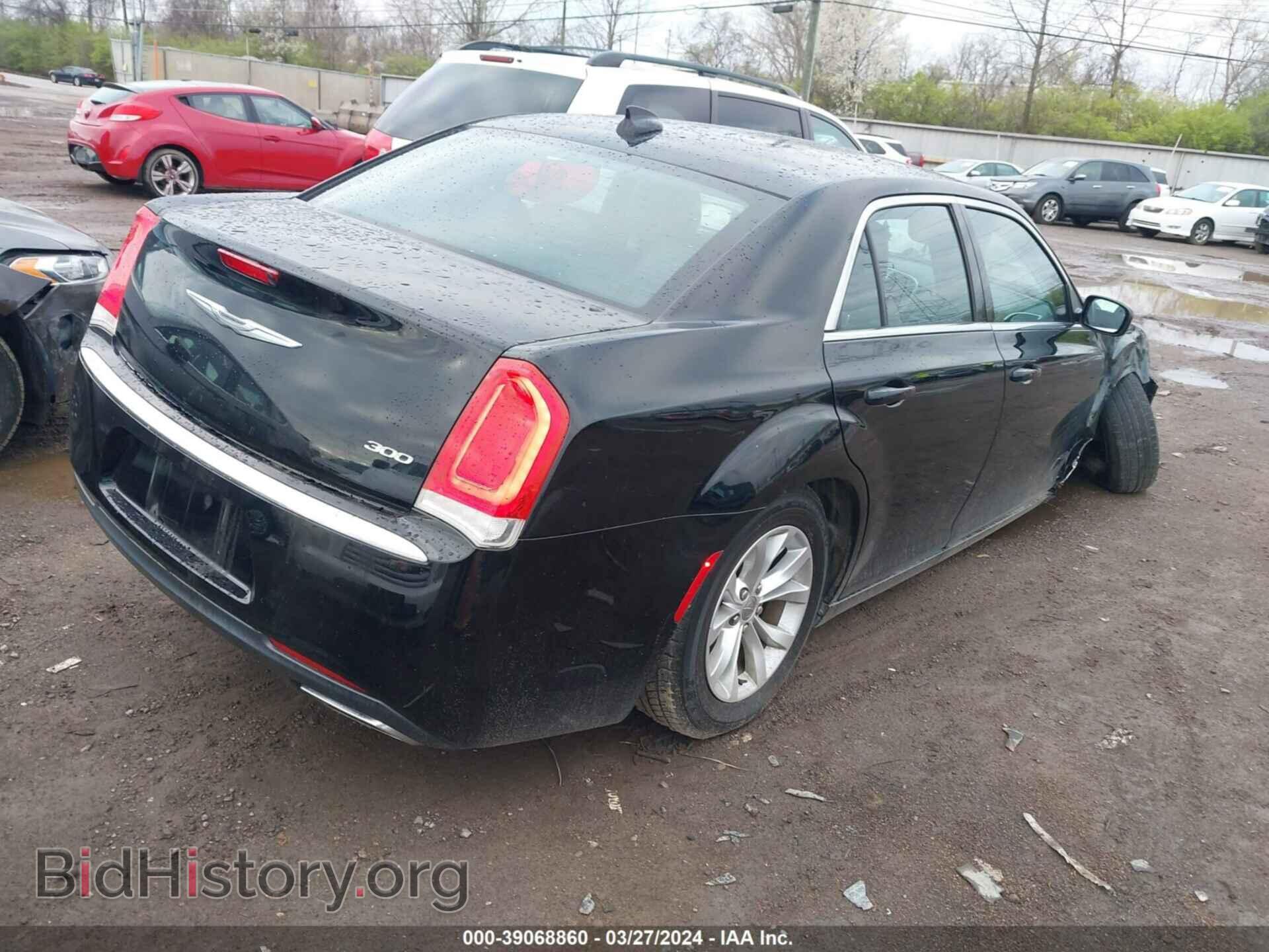 2015 CHRYSLER 300 - VIN: 2C3CCAAG9FH849218 - Фото 4