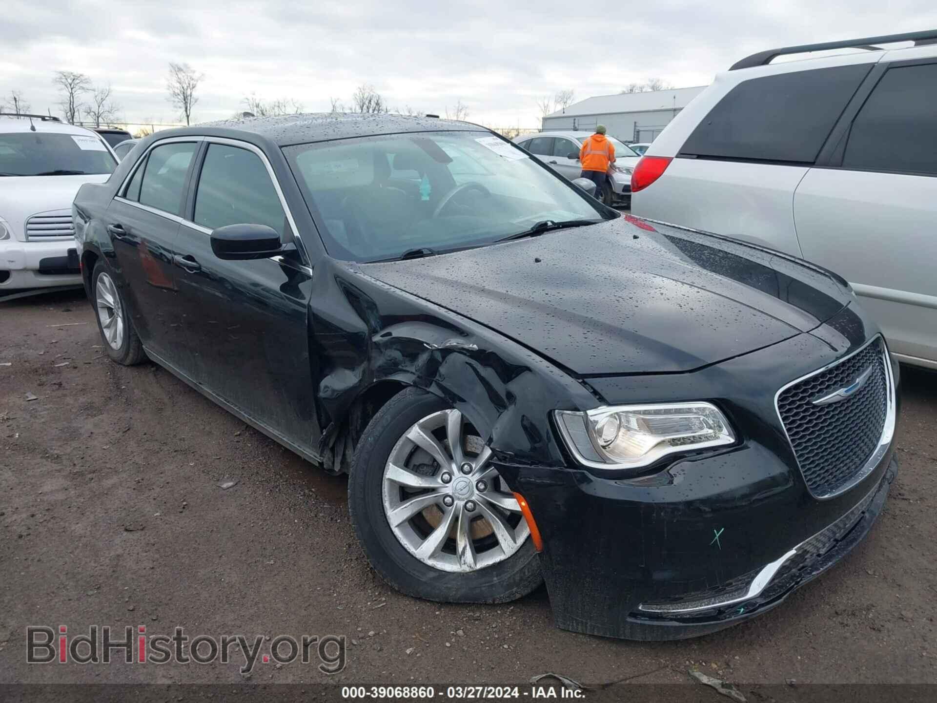 2015 CHRYSLER 300 - VIN: 2C3CCAAG9FH849218 - Фото 6