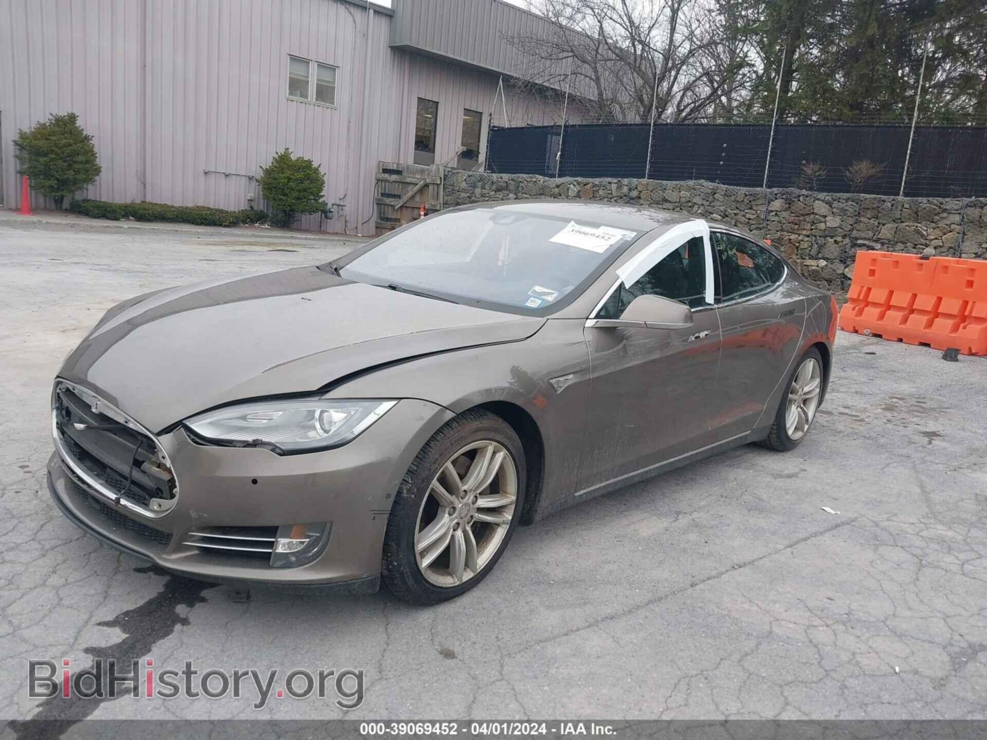 2015 TESLA MODEL S - VIN: 5YJSA1E2XFF112935 - Photo 2