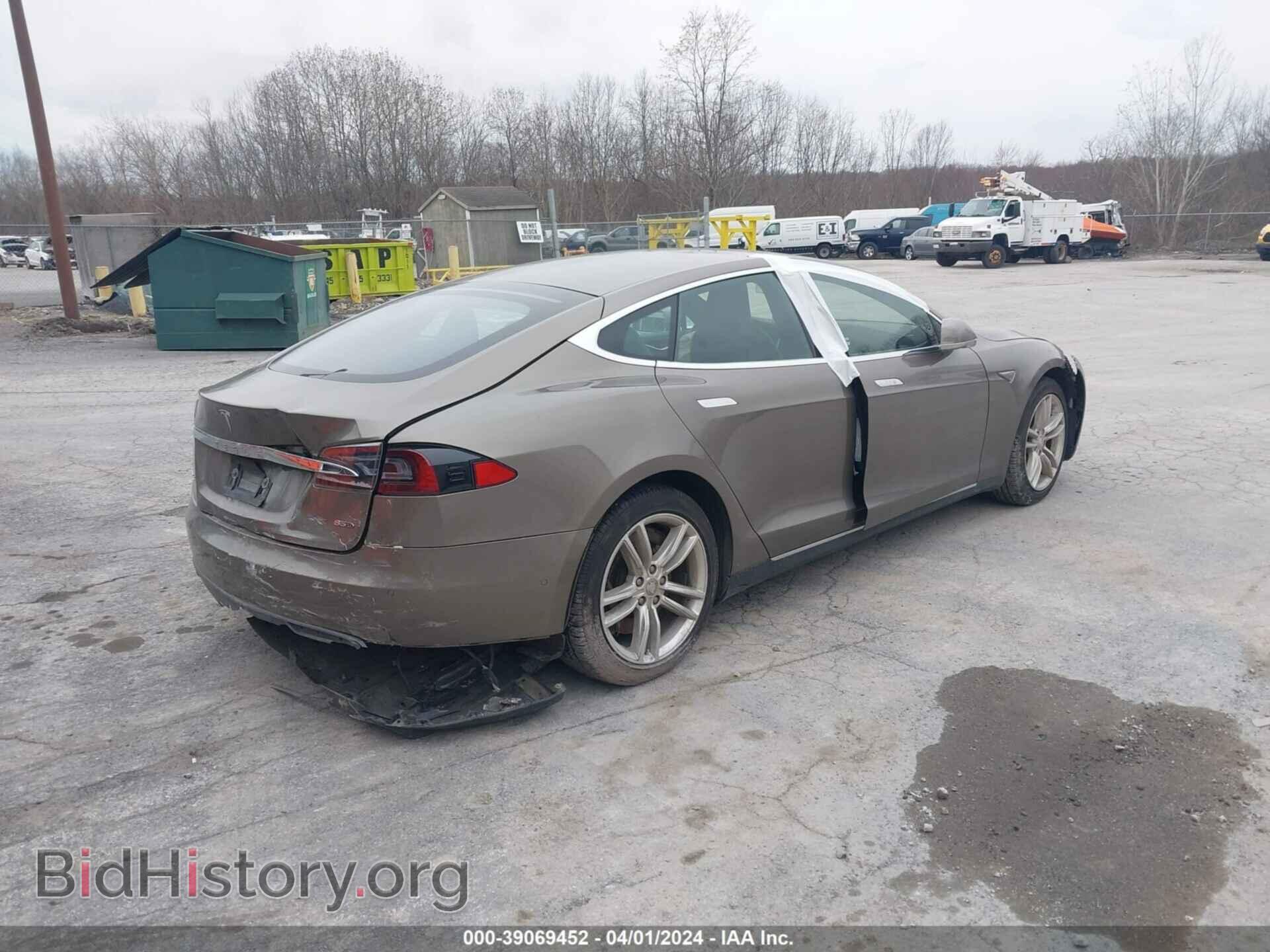 2015 TESLA MODEL S - VIN: 5YJSA1E2XFF112935 - Photo 4