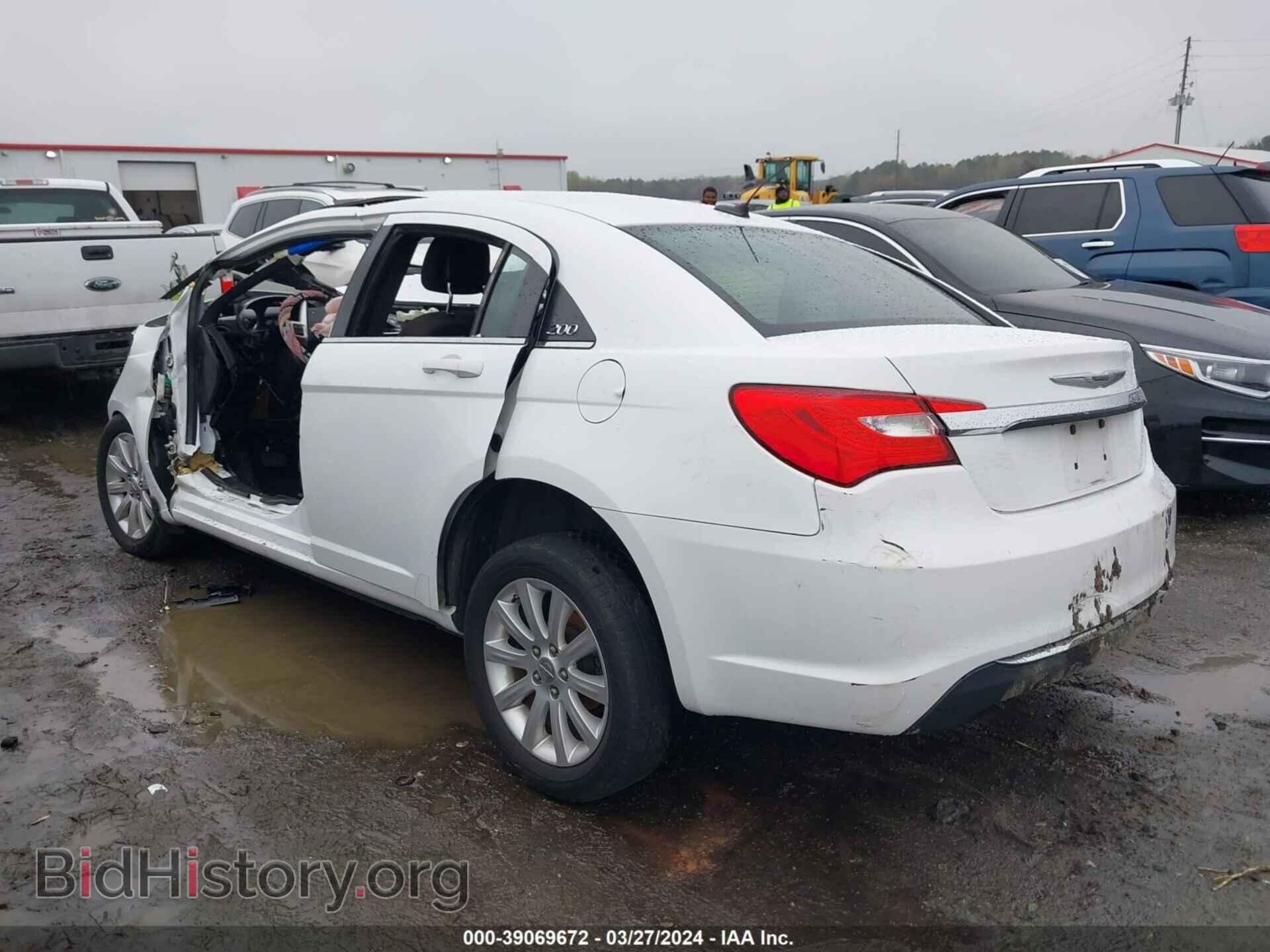 2011 CHRYSLER 200 - VIN: 1C3BC1FB4BN589899 - Фото 3