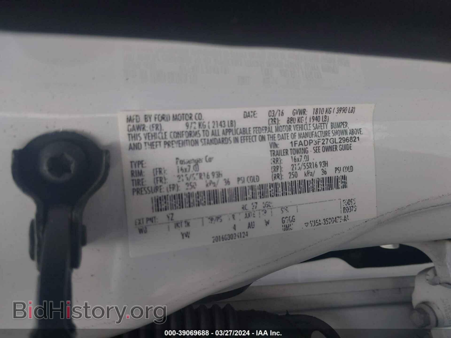 2016 FORD FOCUS - VIN: 1FADP3F27GL296821 - Фото 9