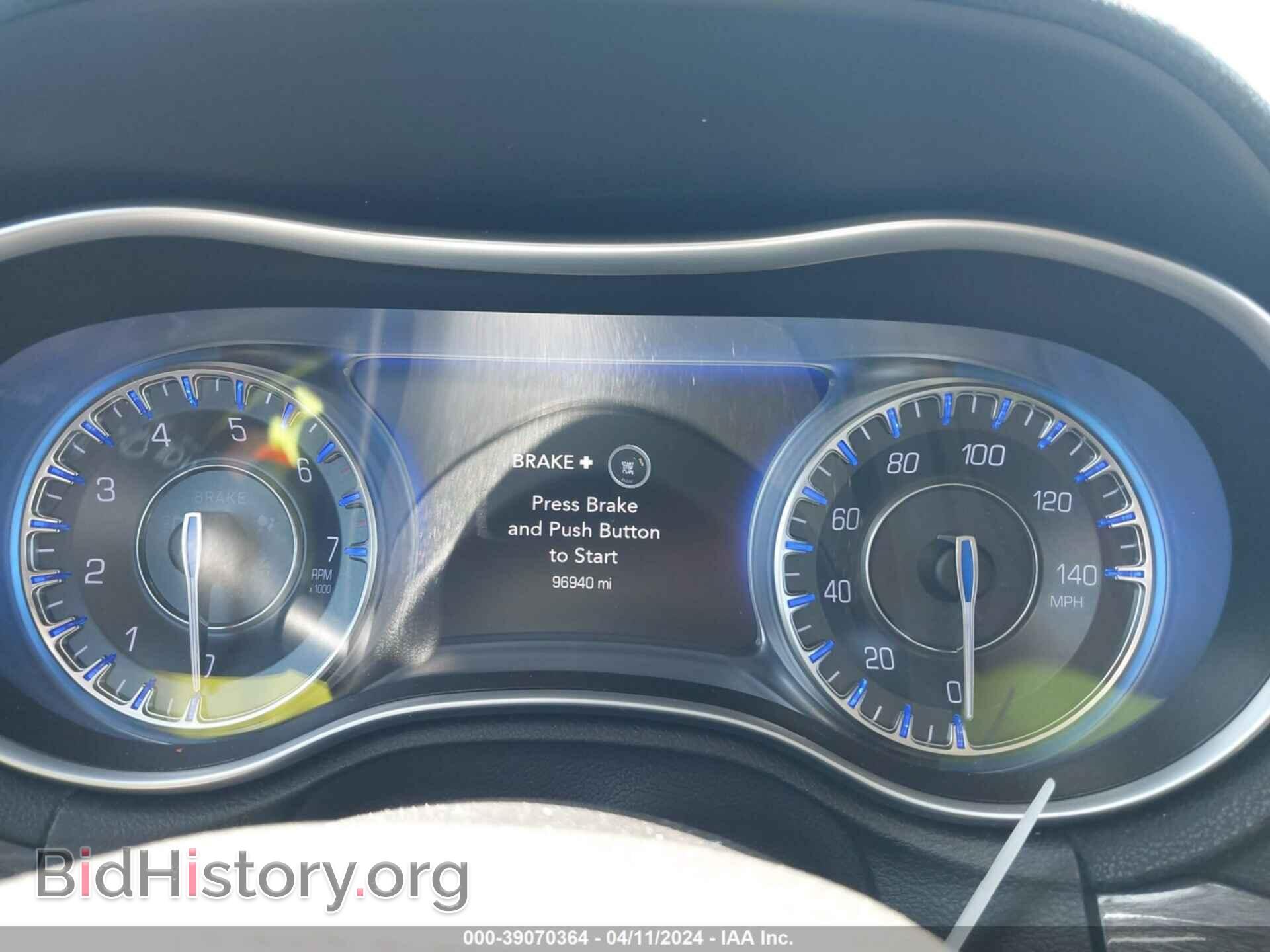 2017 CHRYSLER 300 - VIN: 2C3CCAAG2HH631964 - Фото 7