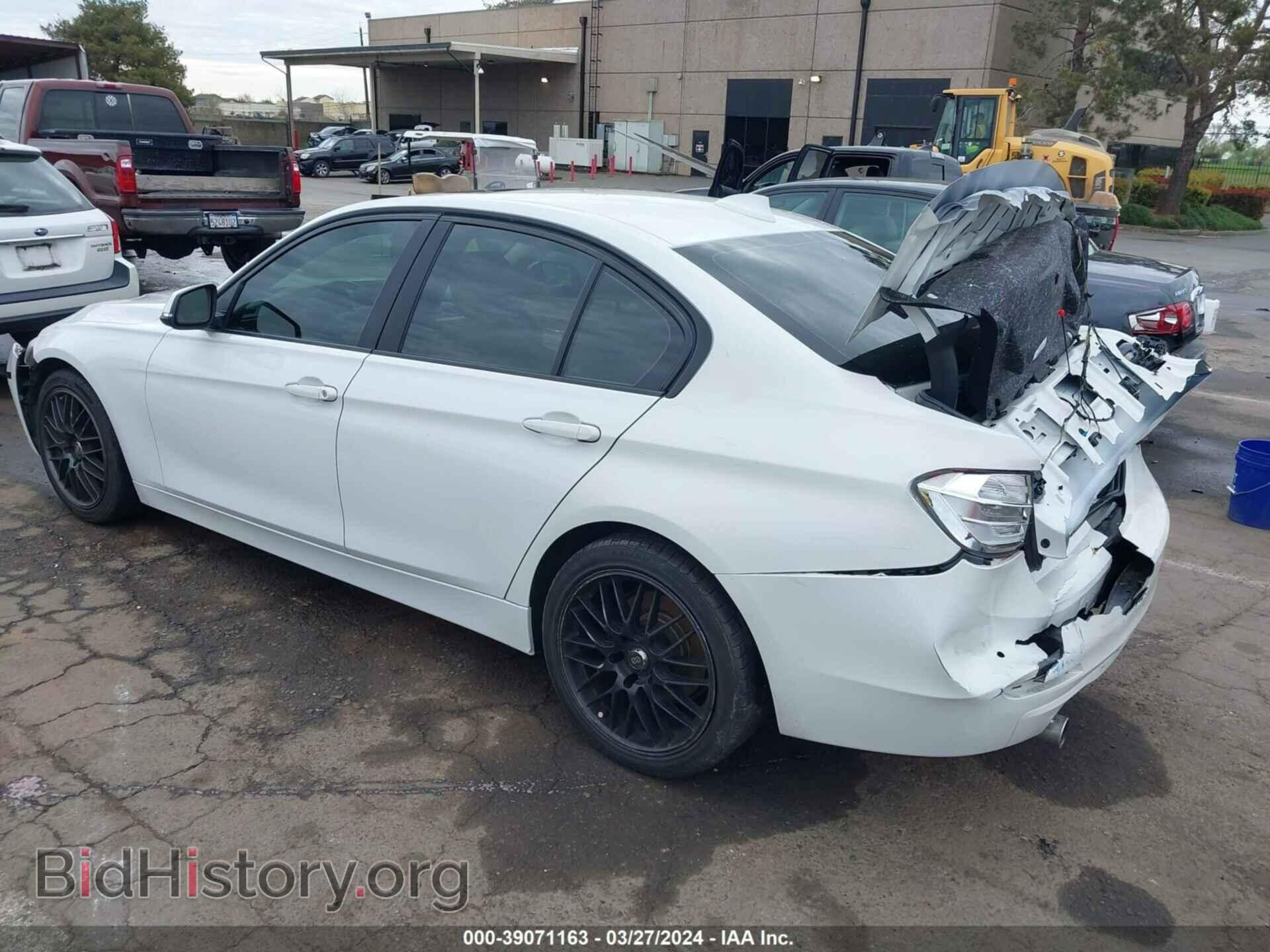 2015 BMW 320I - VIN: WBA3B1G59FNT06895 - Photo 3