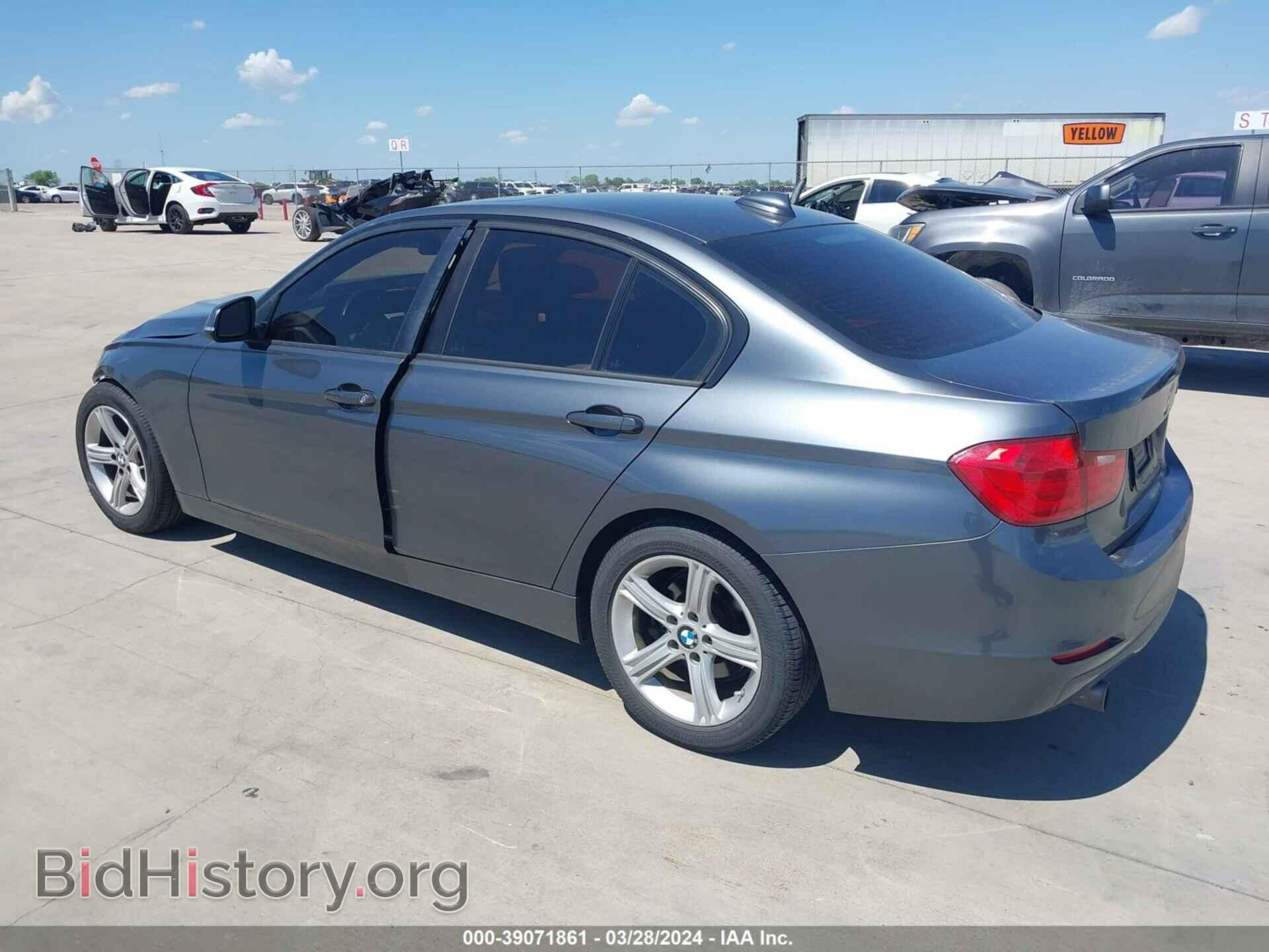 2015 BMW 320I - VIN: WBA3B1G59FNT04743 - Фото 3