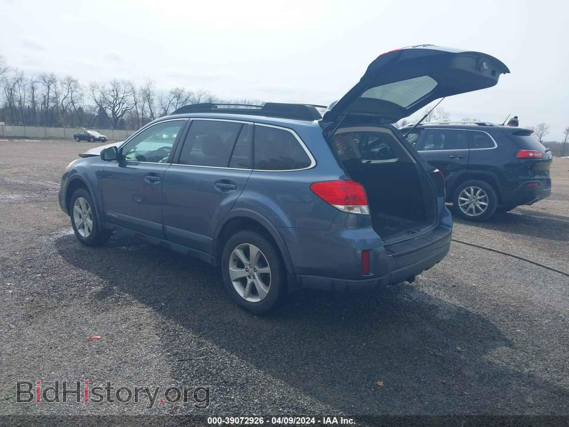 2014 SUBARU OUTBACK - VIN: 4S4BRBCC4E3229850 - Photo 3