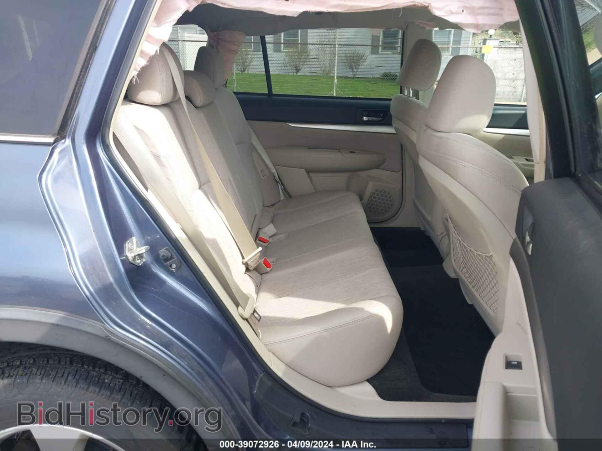 2014 SUBARU OUTBACK - VIN: 4S4BRBCC4E3229850 - Photo 8