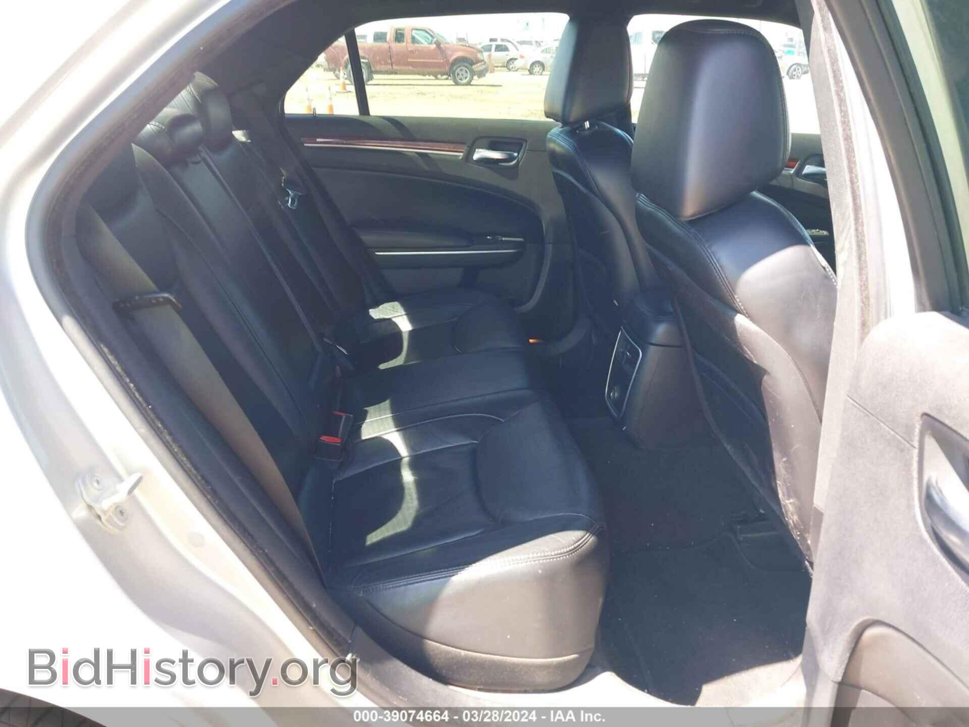 2012 CHRYSLER 300 - VIN: 2C3CCACGXCH250658 - Фото 8