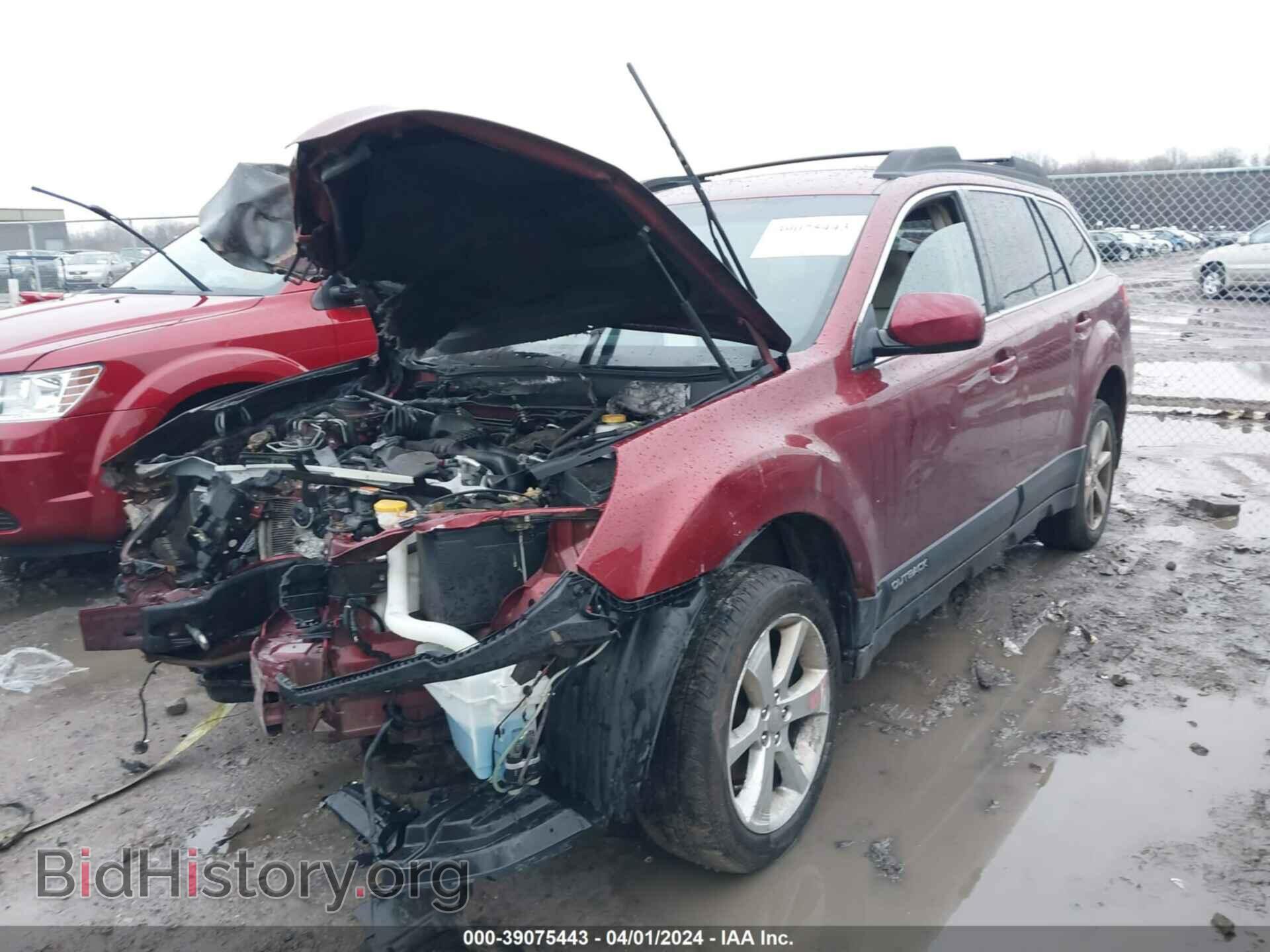 2014 SUBARU OUTBACK - VIN: 4S4BRCCC4E3252535 - Фото 2