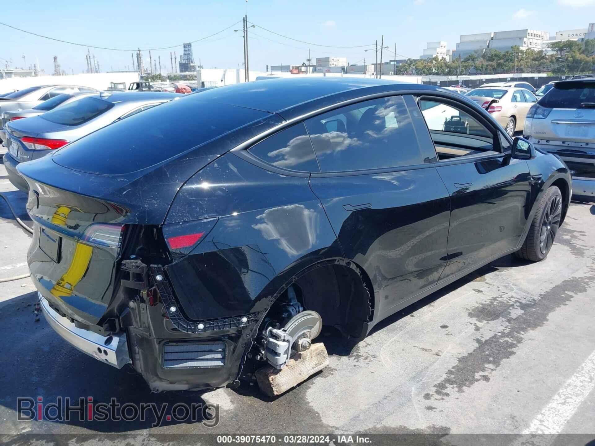 2024 TESLA MODEL Y - VIN: 7SAYGDED5RF010199 - Фото 4