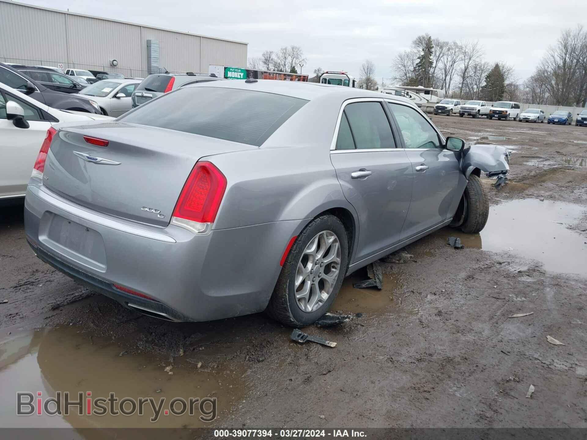 2017 CHRYSLER 300 - VIN: 2C3CCASG4HH544386 - Фото 4
