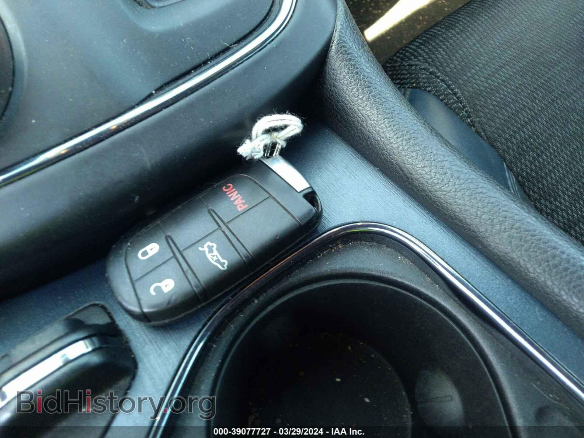 2015 CHRYSLER 200 - VIN: 1C3CCCBB4FN760534 - Фото 11
