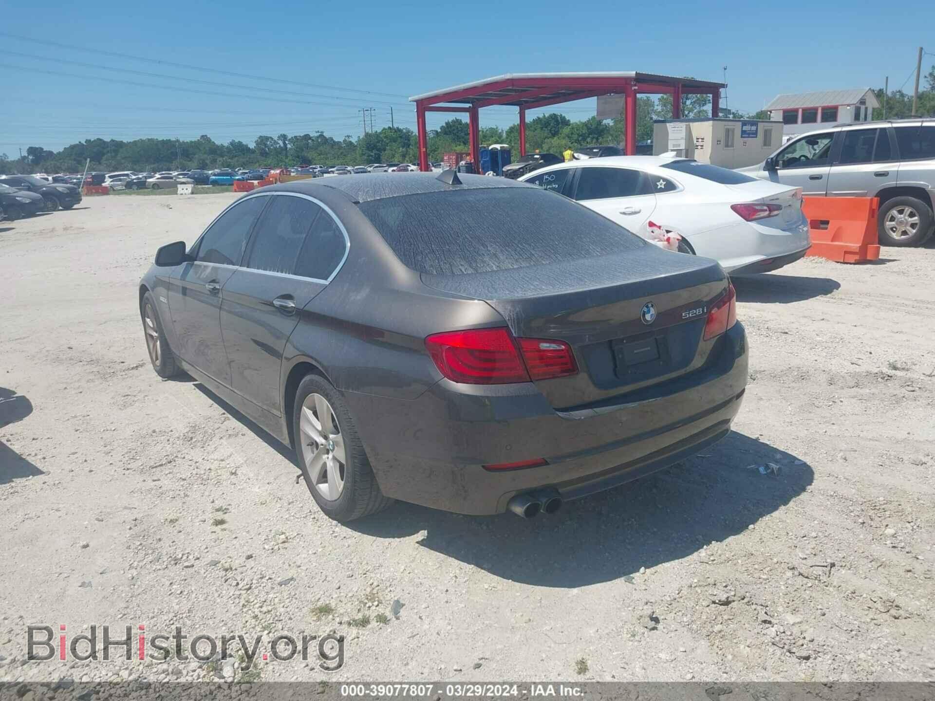 2011 BMW 528I - VIN: WBAFR1C58BC745896 - Фото 3