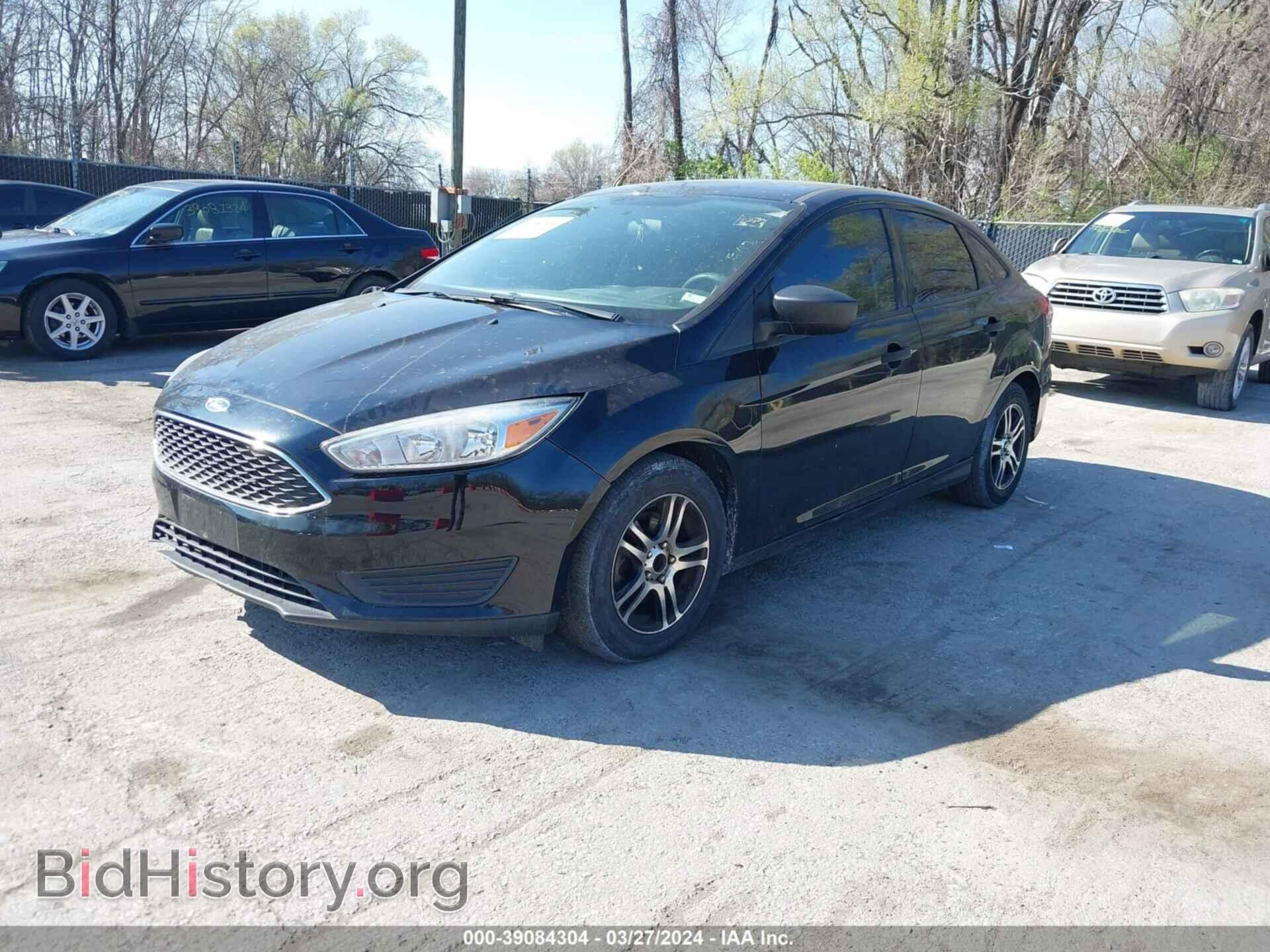 2017 FORD FOCUS - VIN: 1FADP3E2XHL314053 - Фото 2