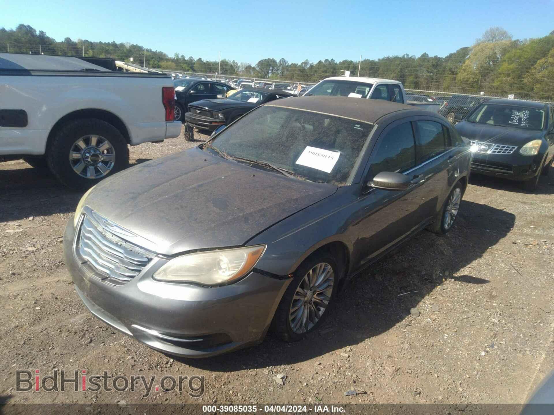 2012 CHRYSLER 200 - VIN: 1C3CCBAB7CN282374 - Фото 2