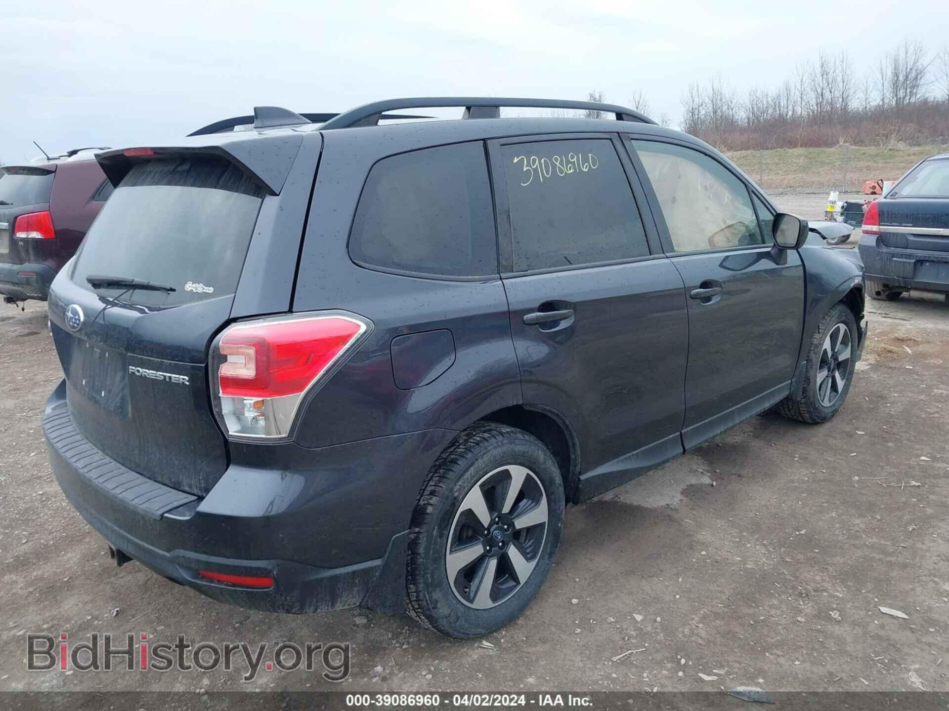 2018 SUBARU FORESTER - VIN: JF2SJAEC0JH614937 - Фото 4