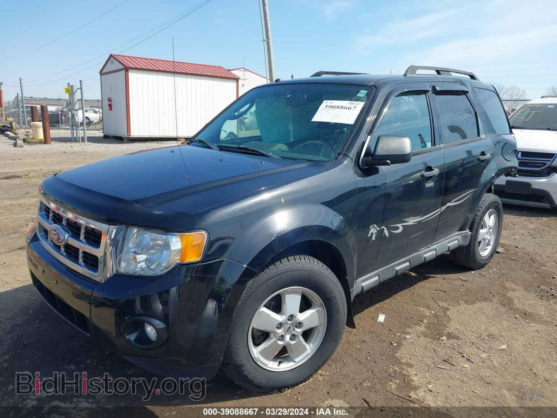 2010 FORD ESCAPE - VIN: 1FMCU9D75AKC05019 - Фото 2