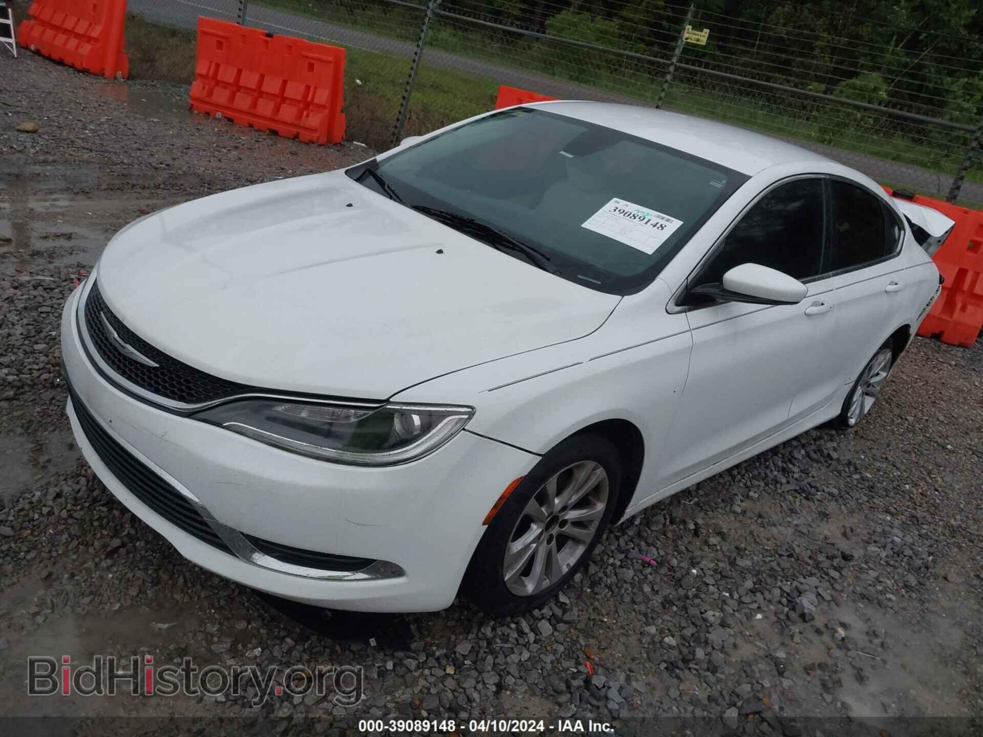 2016 CHRYSLER 200 - VIN: 1C3CCCAB4GN152886 - Фото 2