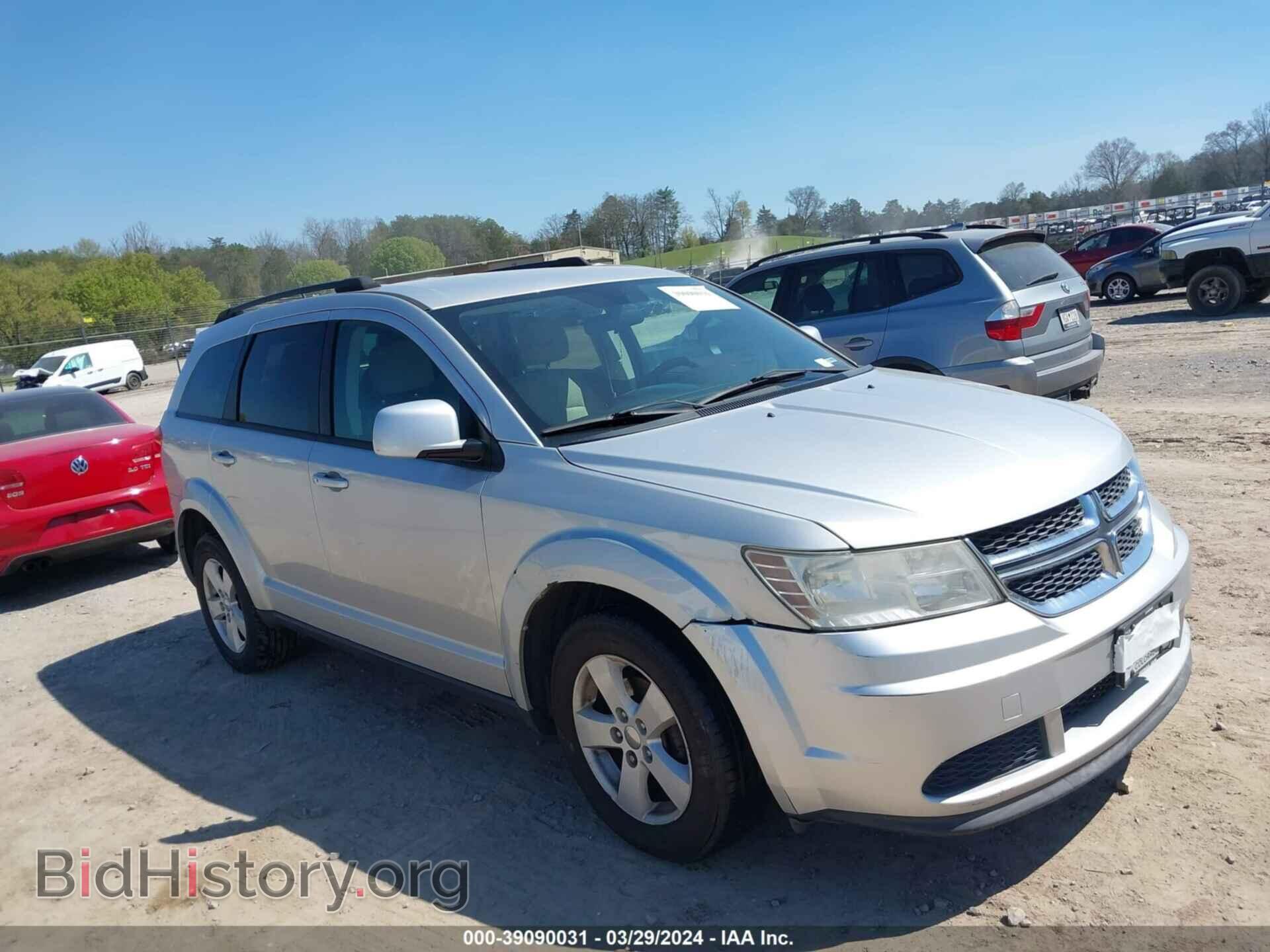 Фотография 3D4PH1FG1BT524705 - DODGE JOURNEY 2011