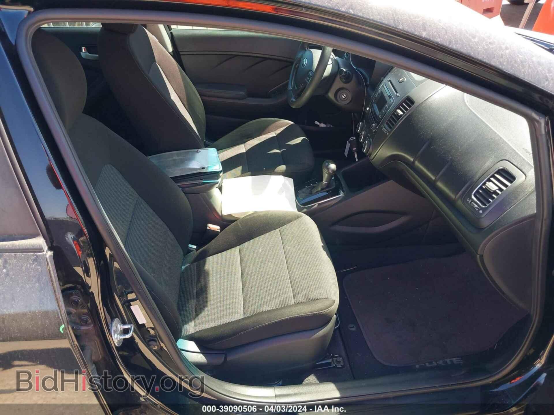 2017 KIA FORTE - VIN: 3KPFK4A72HE124345 - Фото 5