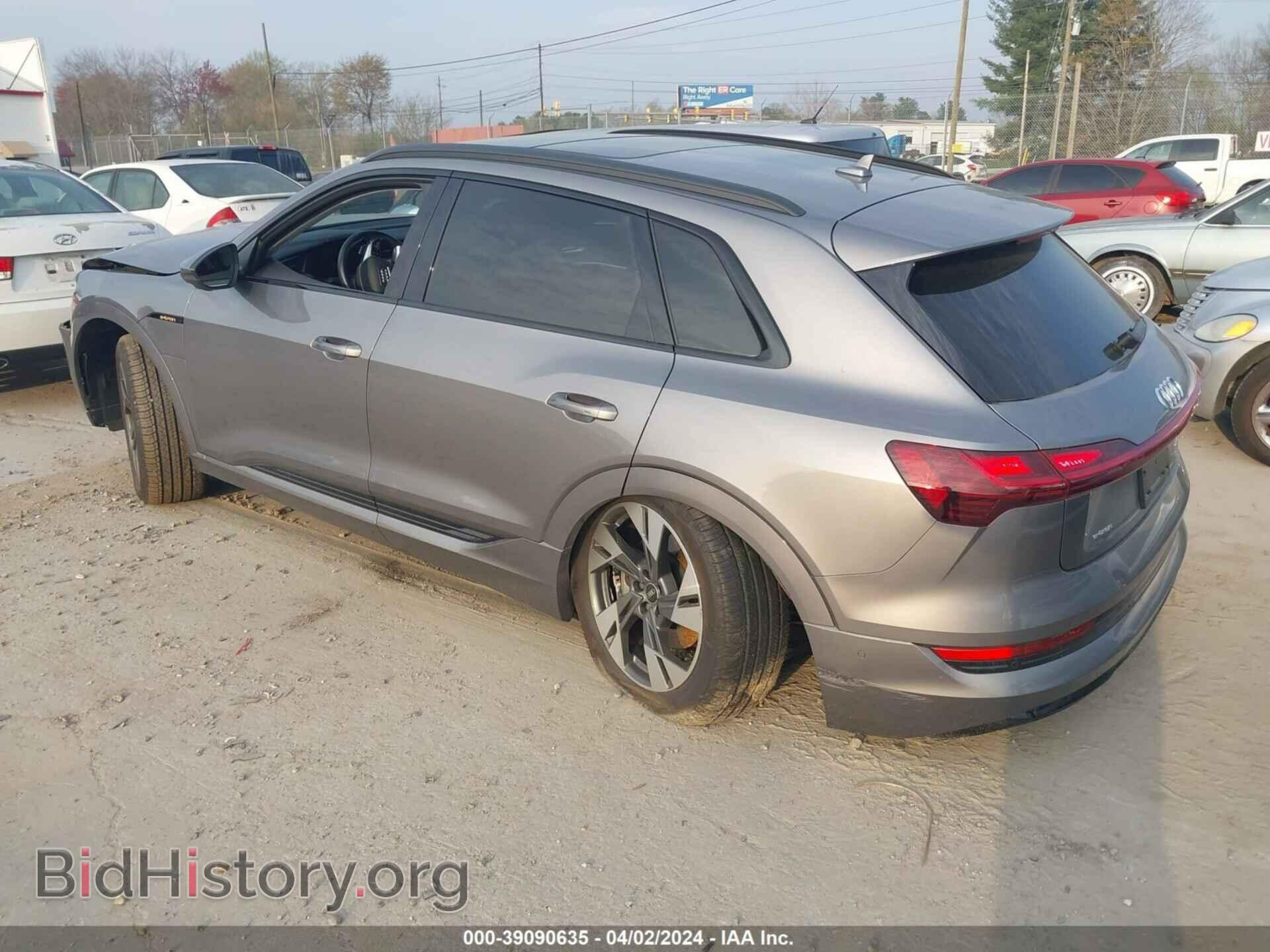 2021 AUDI E-TRON - VIN: WA1AAAGE2MB009943 - Фото 3