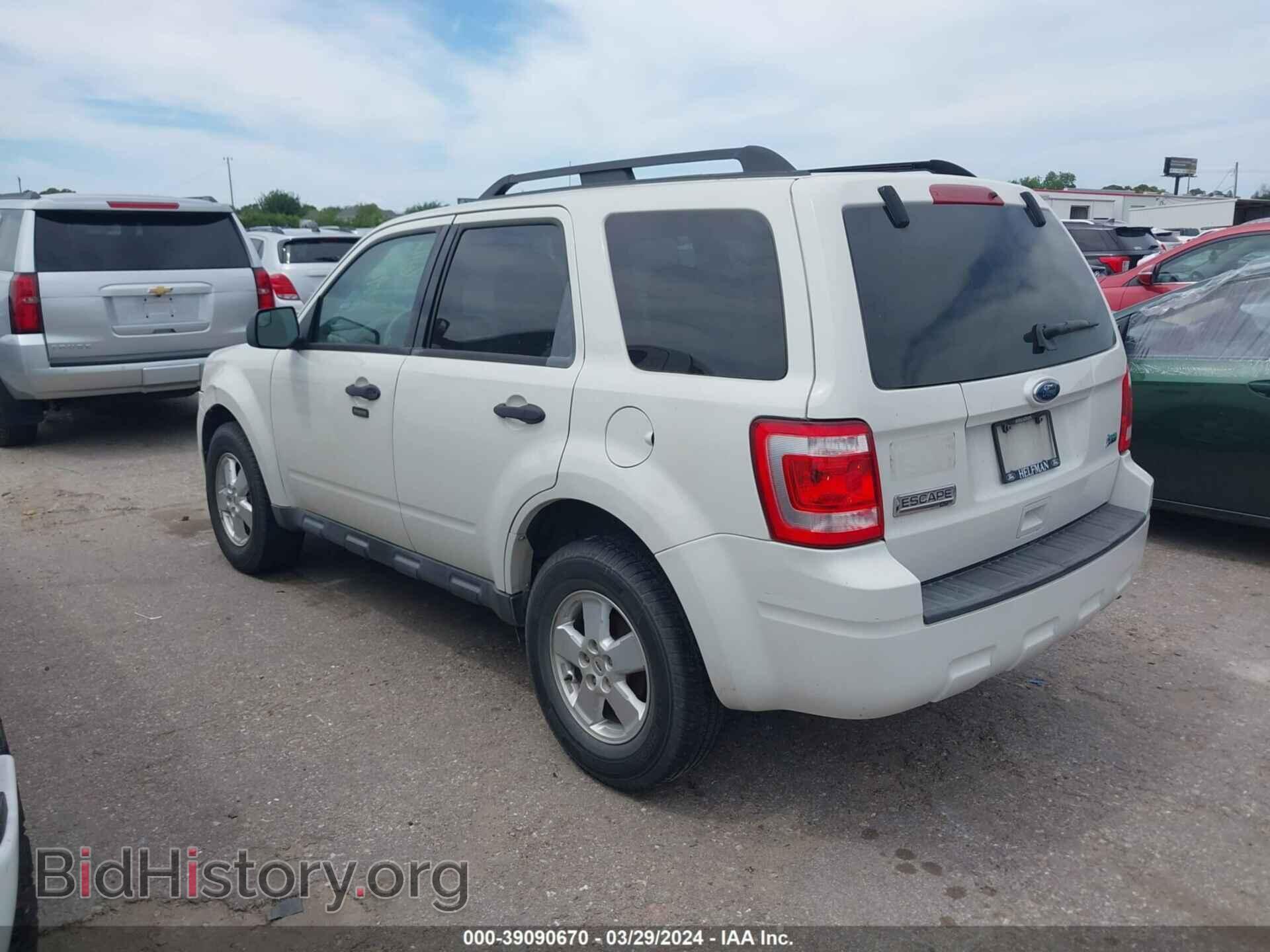 2010 FORD ESCAPE - VIN: 1FMCU0DG3AKC43943 - Фото 3