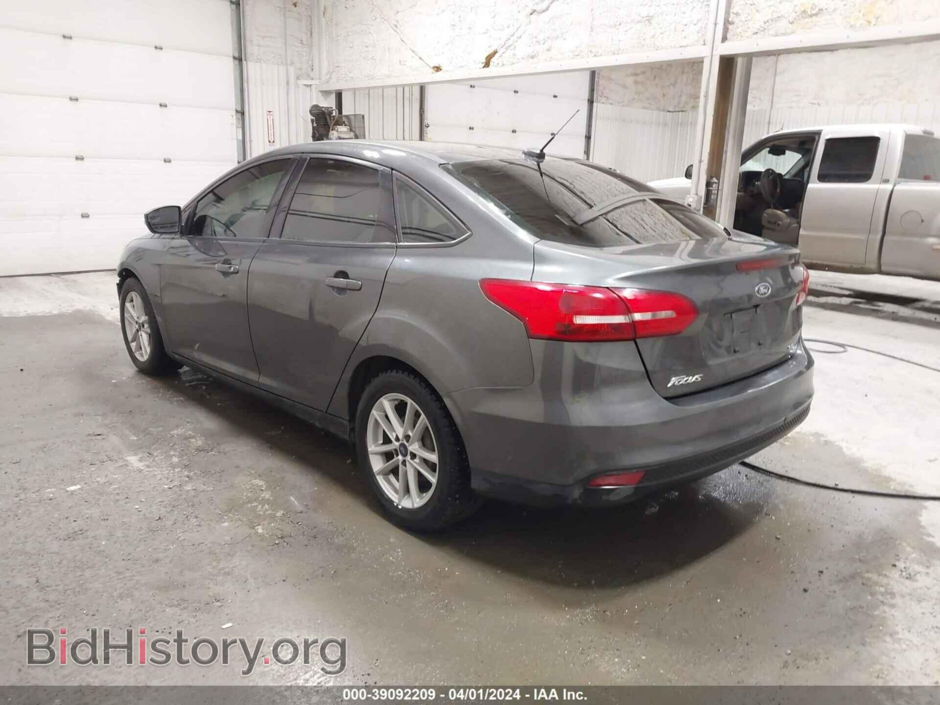 2017 FORD FOCUS - VIN: 1FADP3F23HL246371 - Фото 3