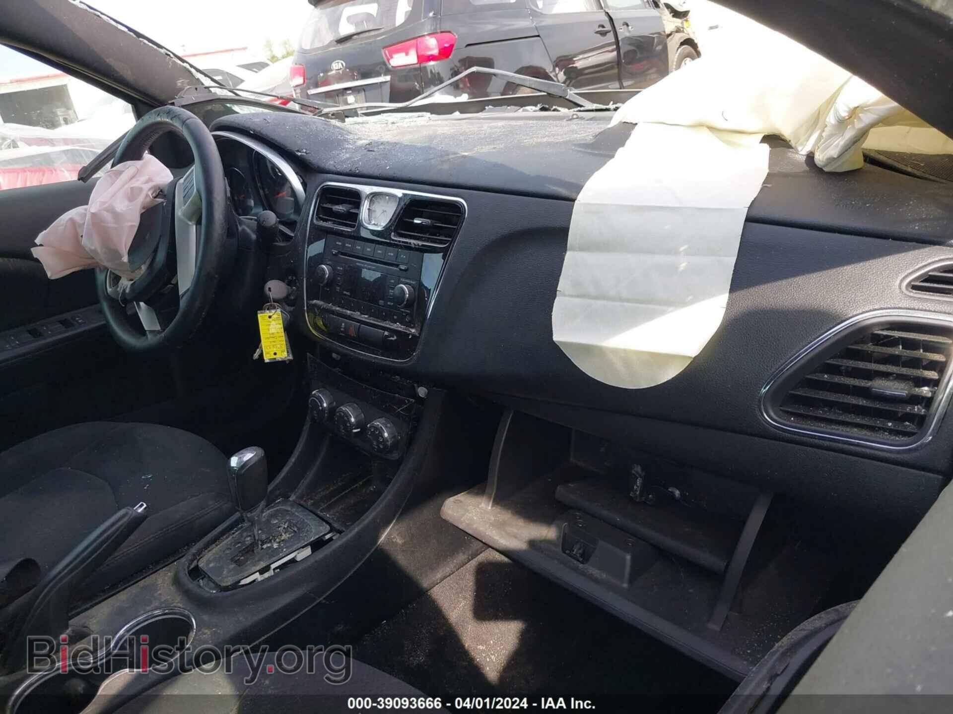 2013 CHRYSLER 200 - VIN: 1C3CCBBB9DN628053 - Фото 5