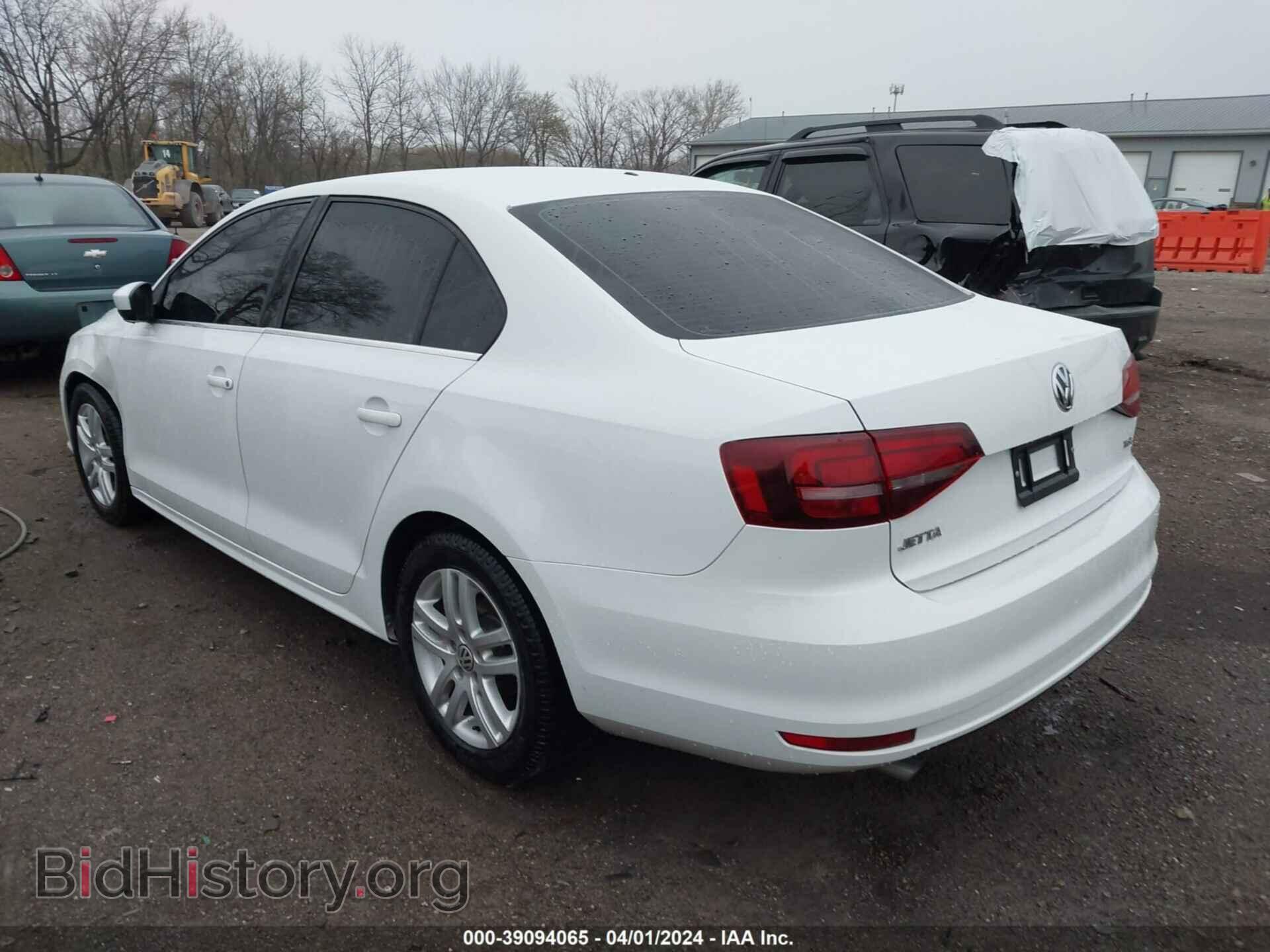 2017 VOLKSWAGEN JETTA - VIN: 3VW2B7AJ3HM321314 - Фото 3