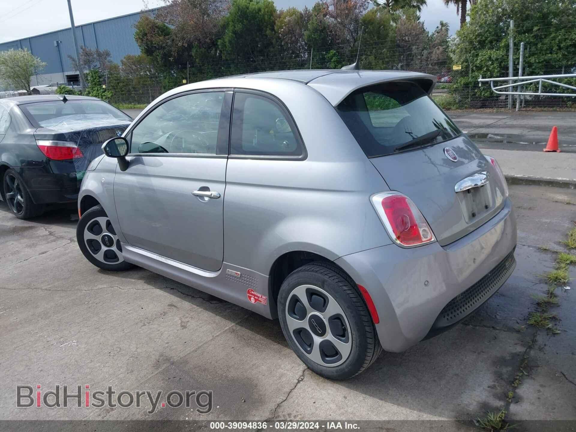 2017 FIAT 500E - VIN: 3C3CFFGEXHT586192 - Фото 3